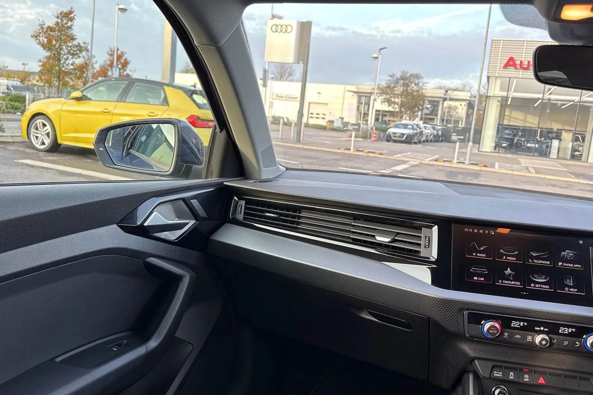 Audi A1 thumbnail image number 37