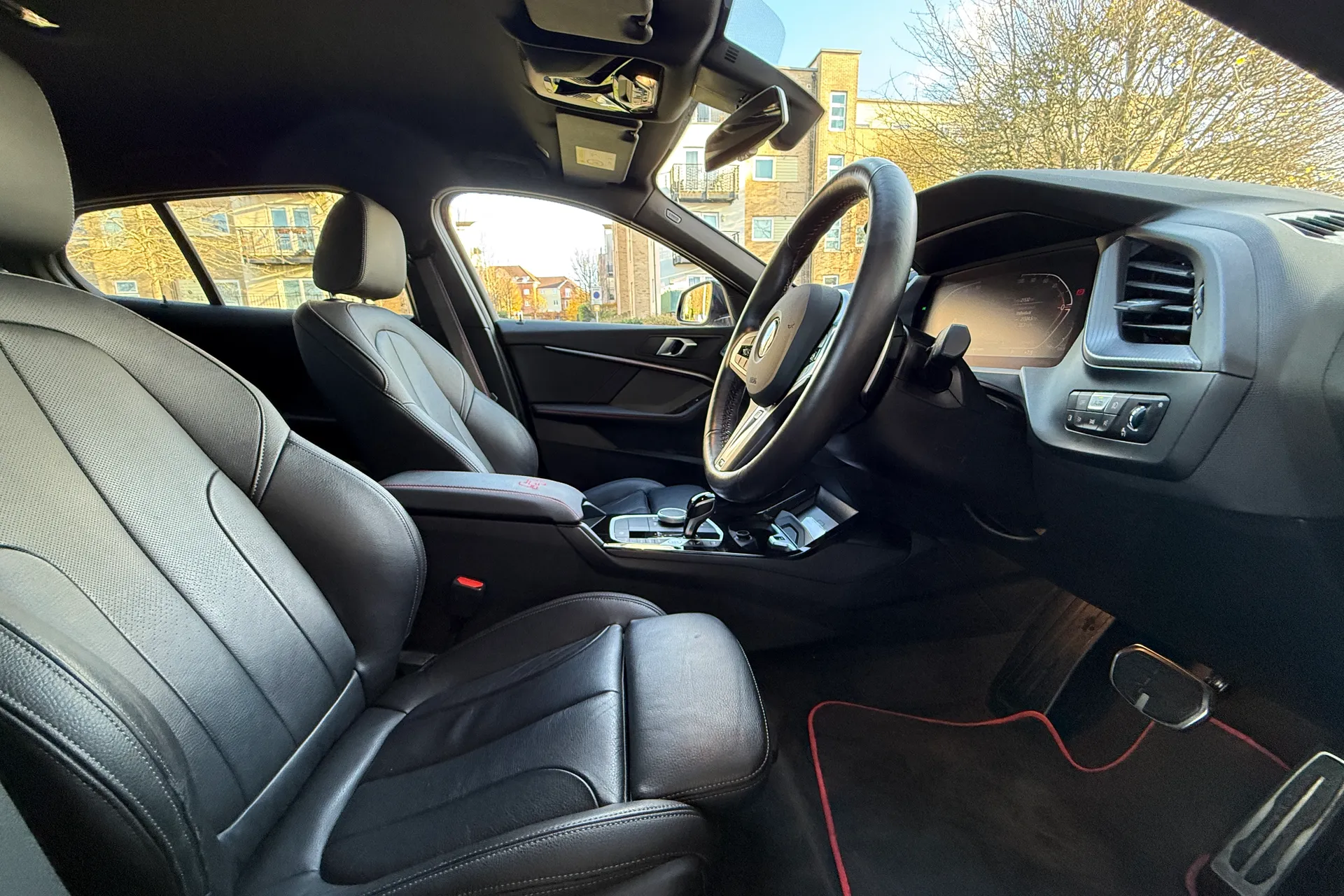 BMW 1 SERIES thumbnail image number 33