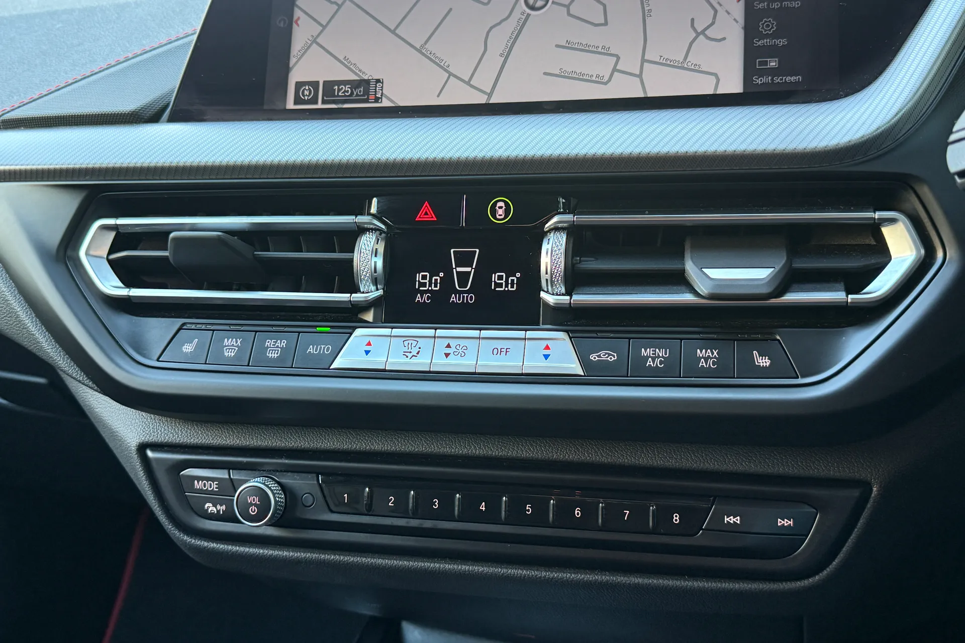 BMW 1 SERIES thumbnail image number 27