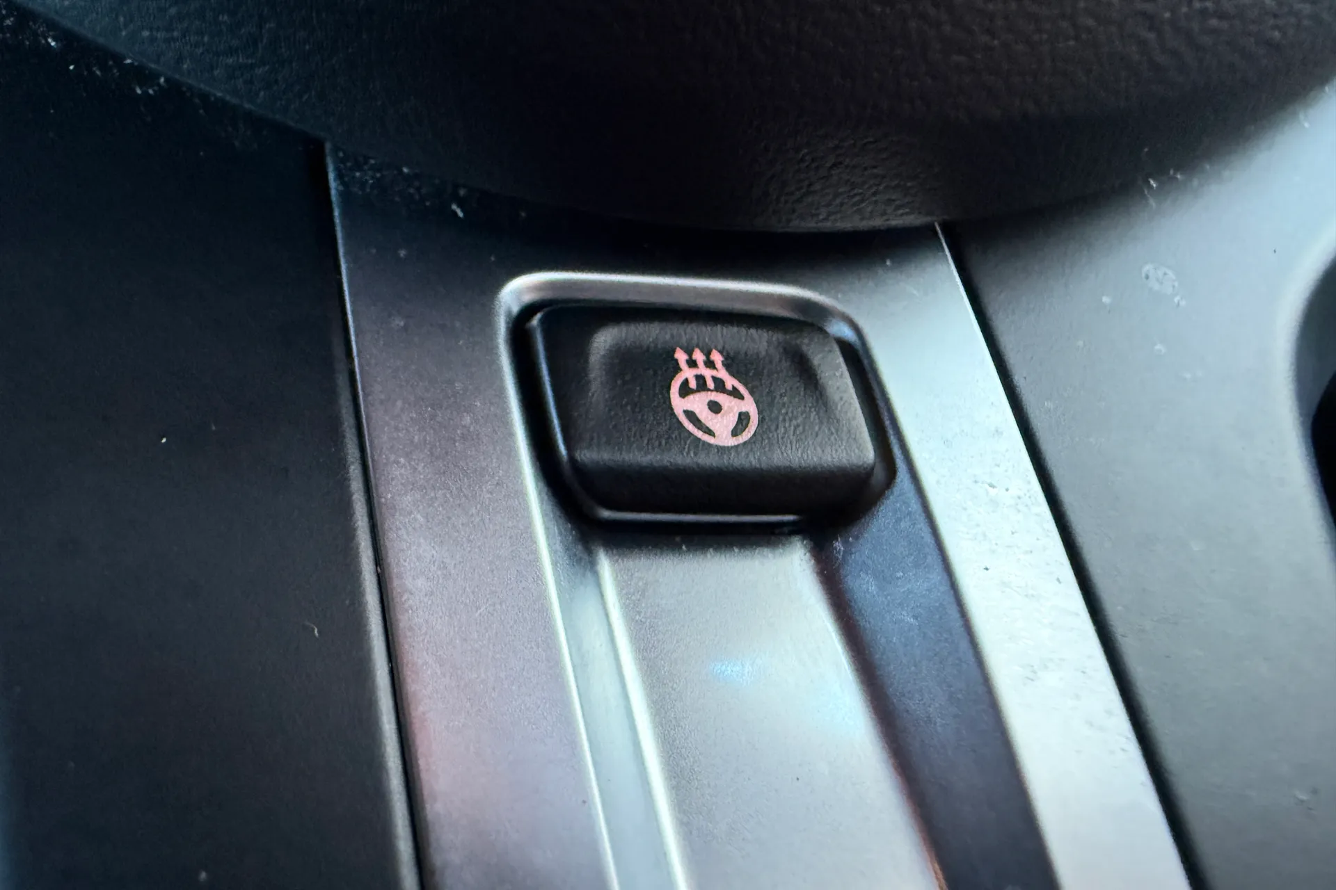 BMW 1 SERIES thumbnail image number 6