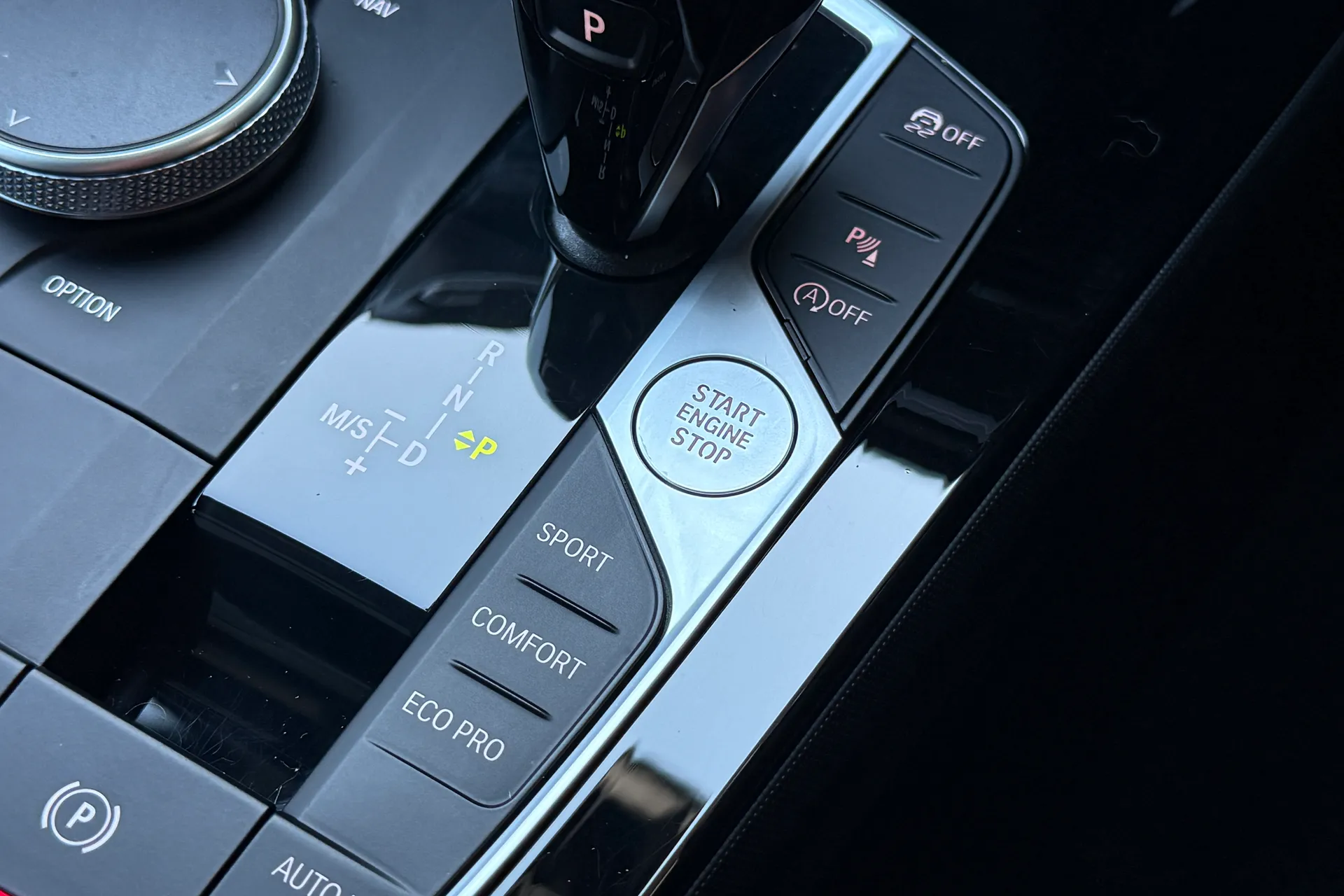 BMW 1 SERIES thumbnail image number 23