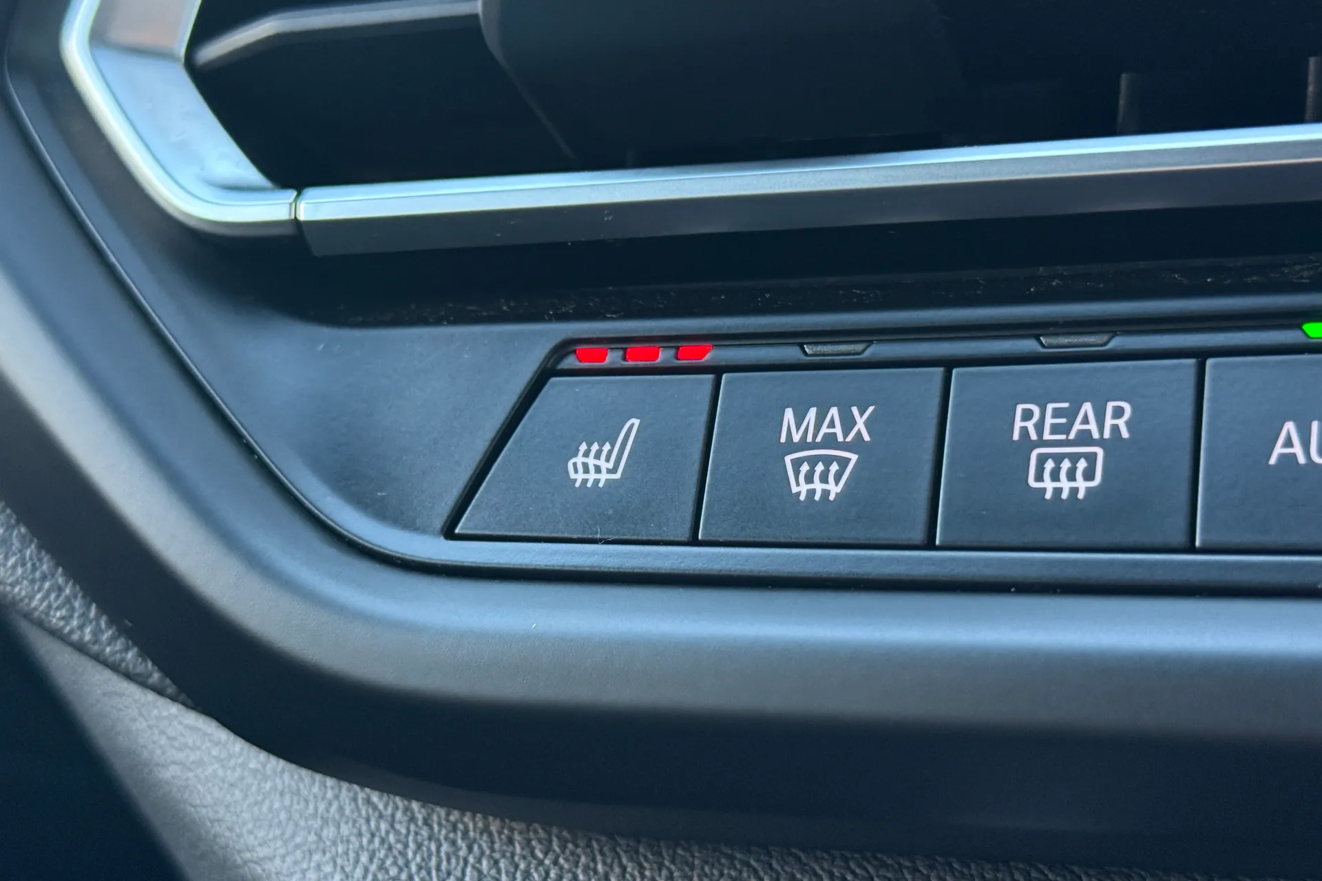 BMW 1 SERIES thumbnail image number 7