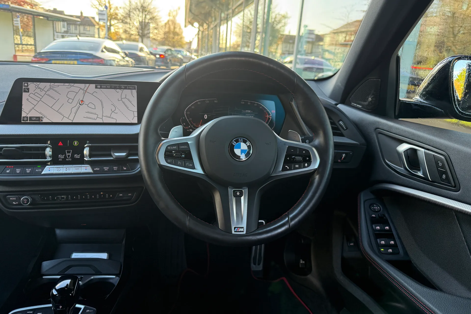 BMW 1 SERIES thumbnail image number 42