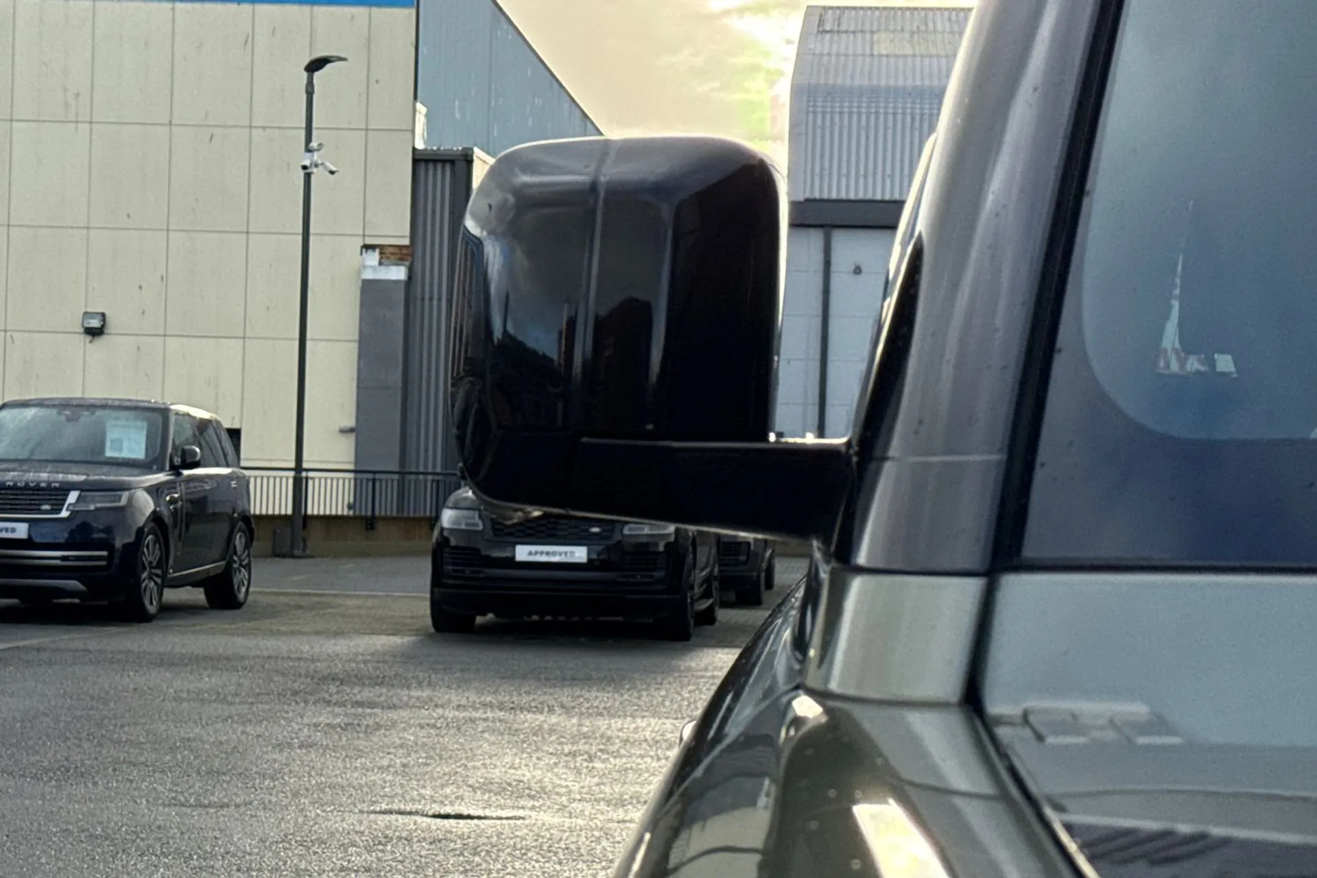 LAND ROVER DEFENDER thumbnail image number 31