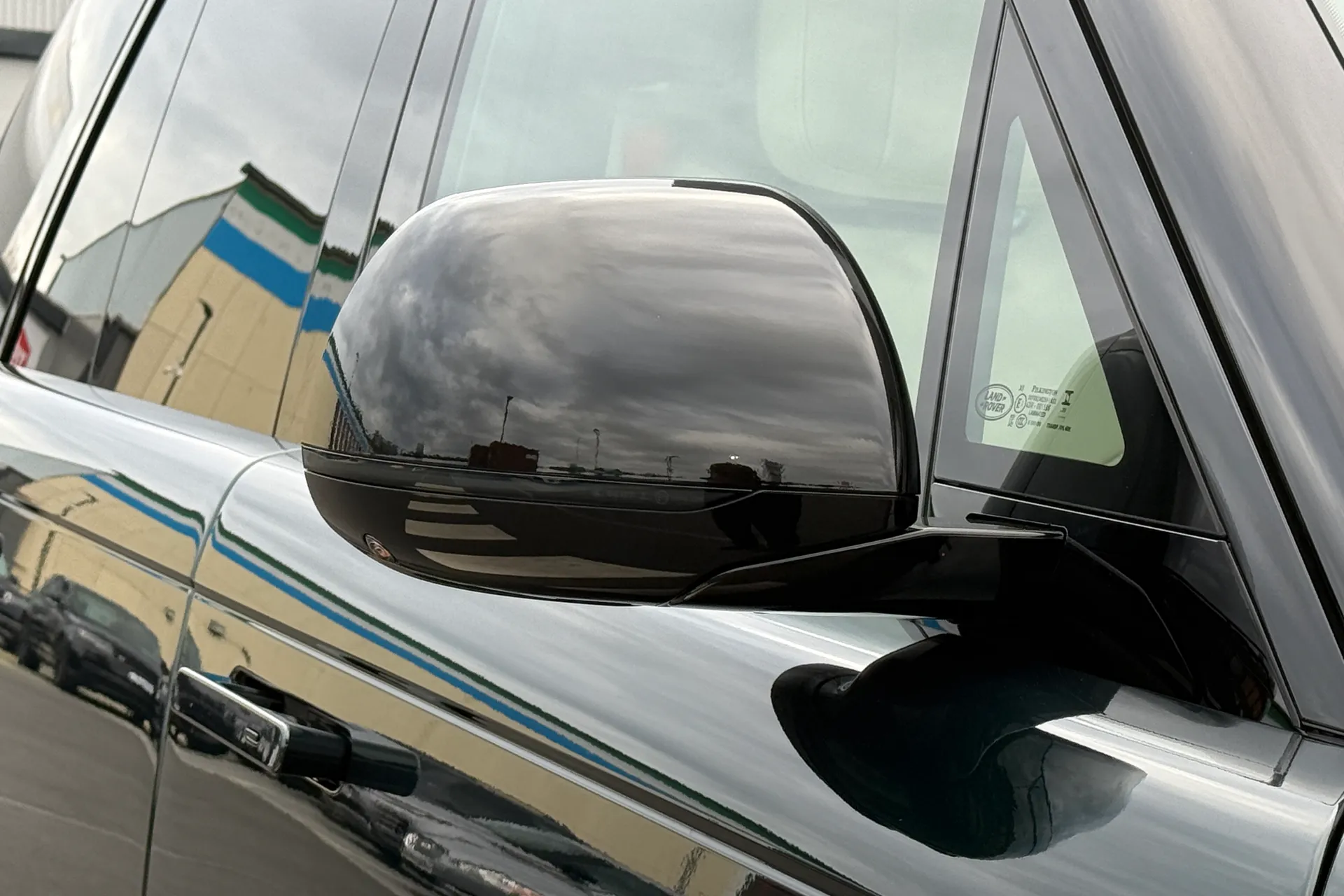 LAND ROVER RANGE ROVER thumbnail image number 26