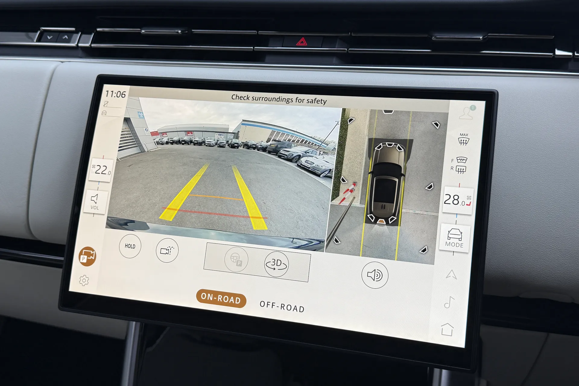 LAND ROVER RANGE ROVER thumbnail image number 4