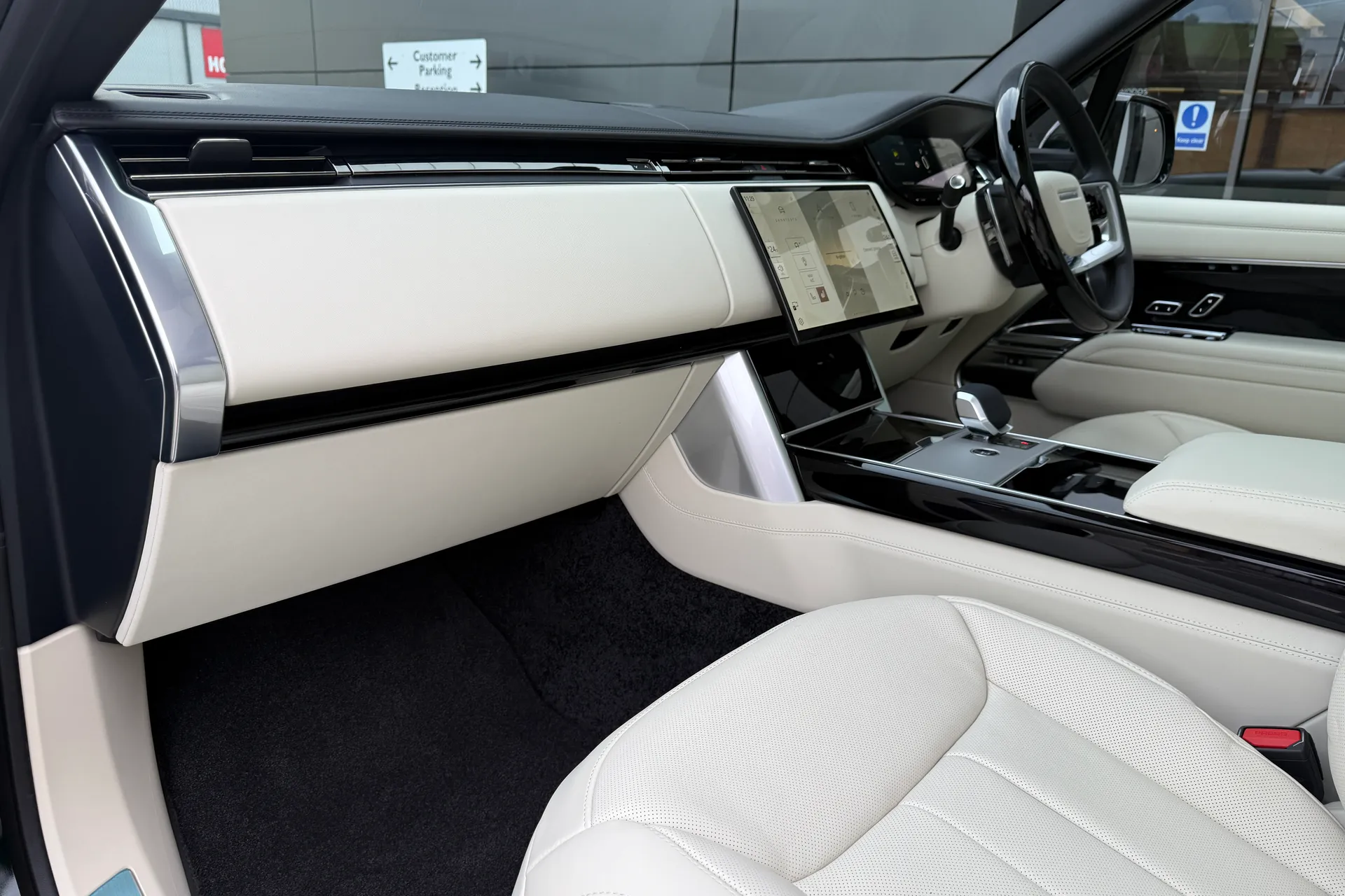 LAND ROVER RANGE ROVER thumbnail image number 76