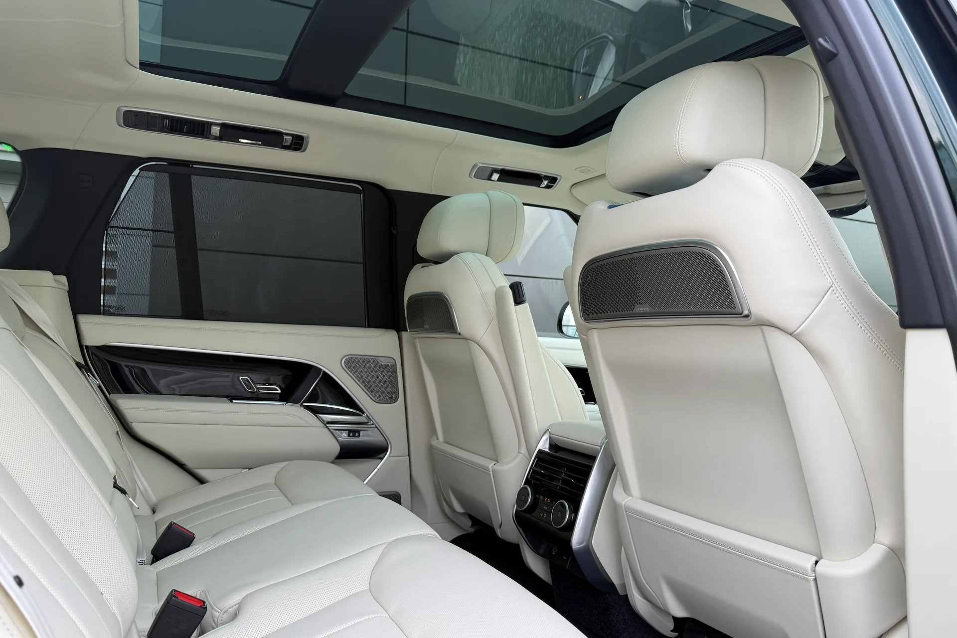 LAND ROVER RANGE ROVER thumbnail image number 59