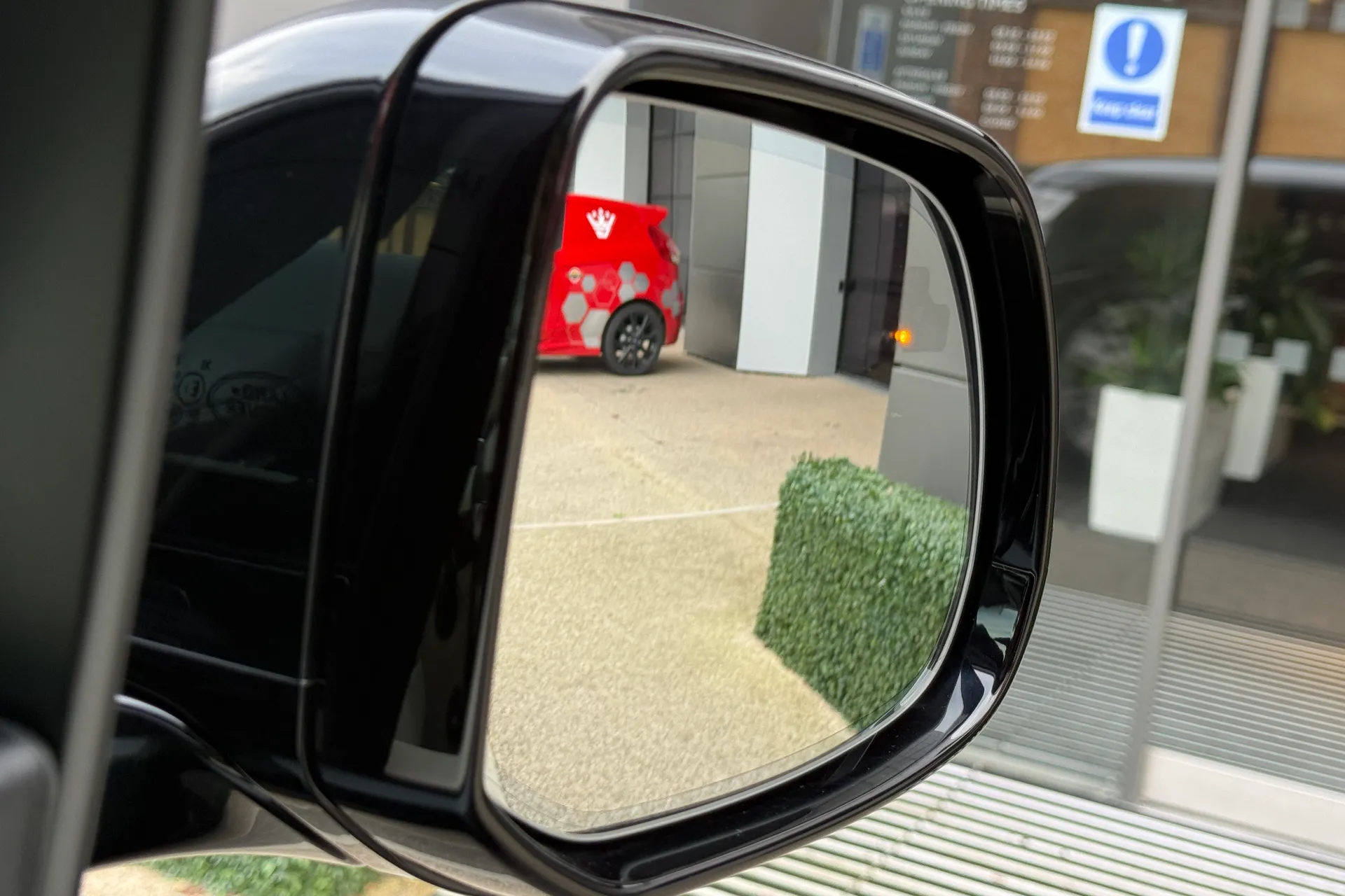 LAND ROVER RANGE ROVER thumbnail image number 27