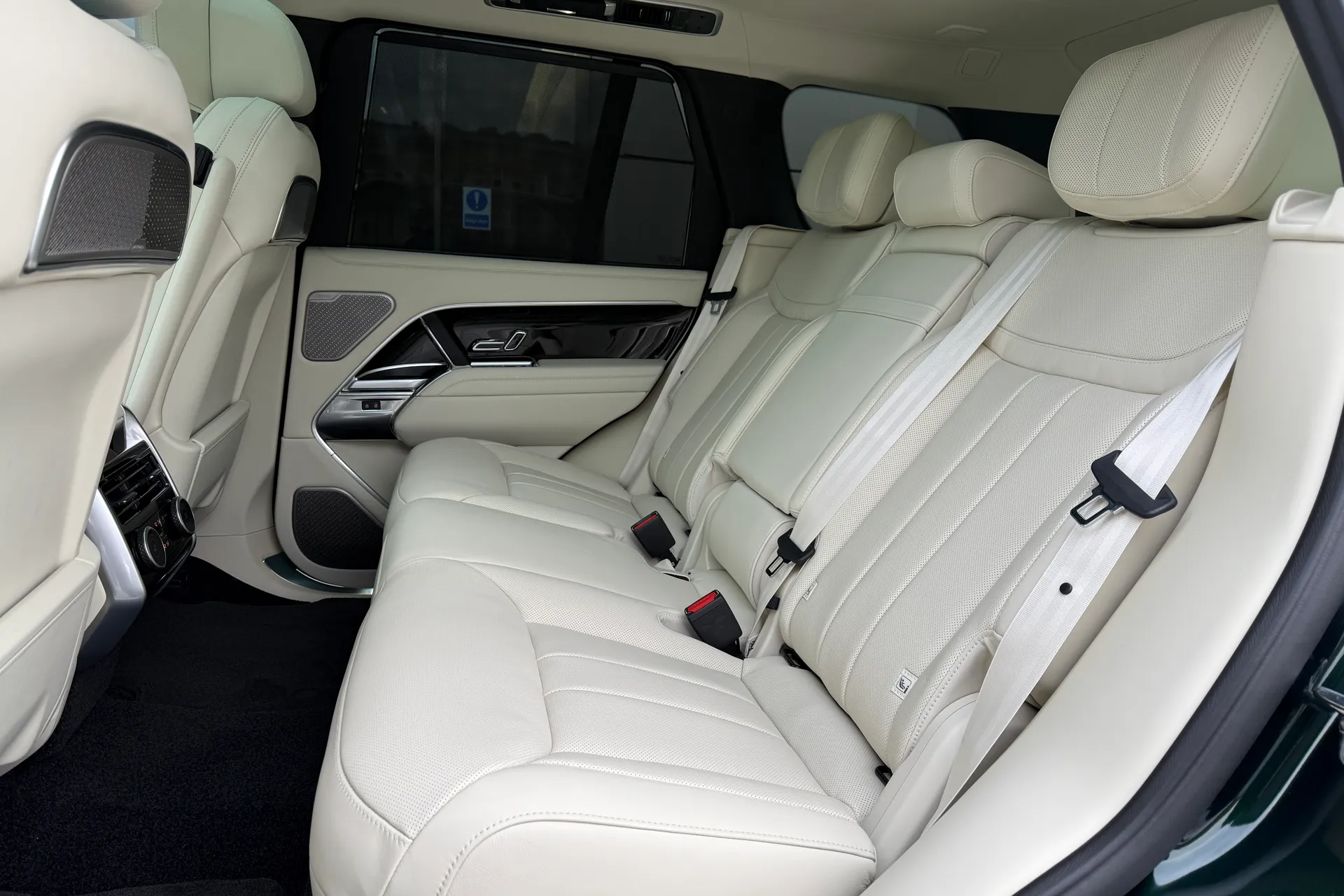 LAND ROVER RANGE ROVER thumbnail image number 74