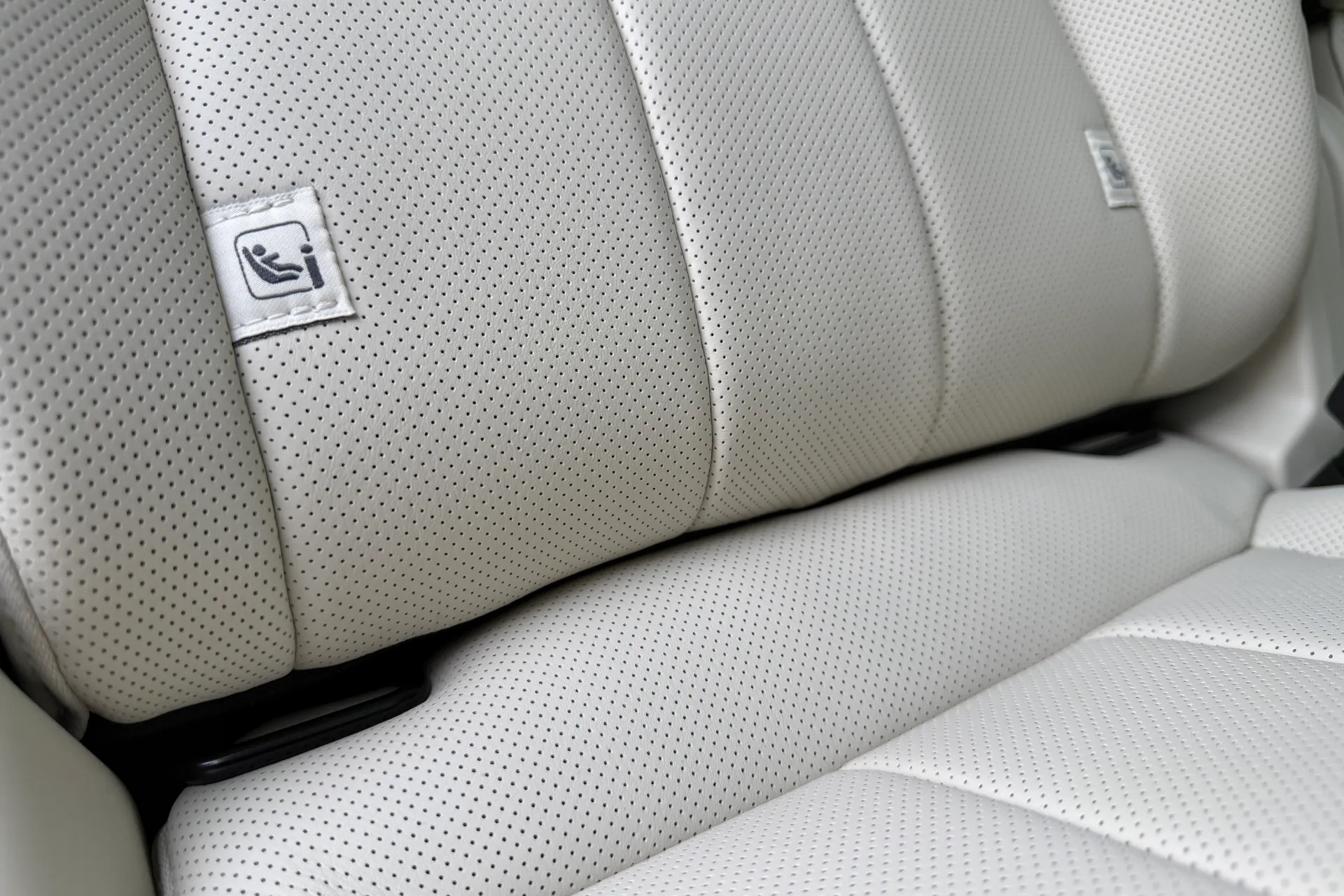 LAND ROVER RANGE ROVER thumbnail image number 61