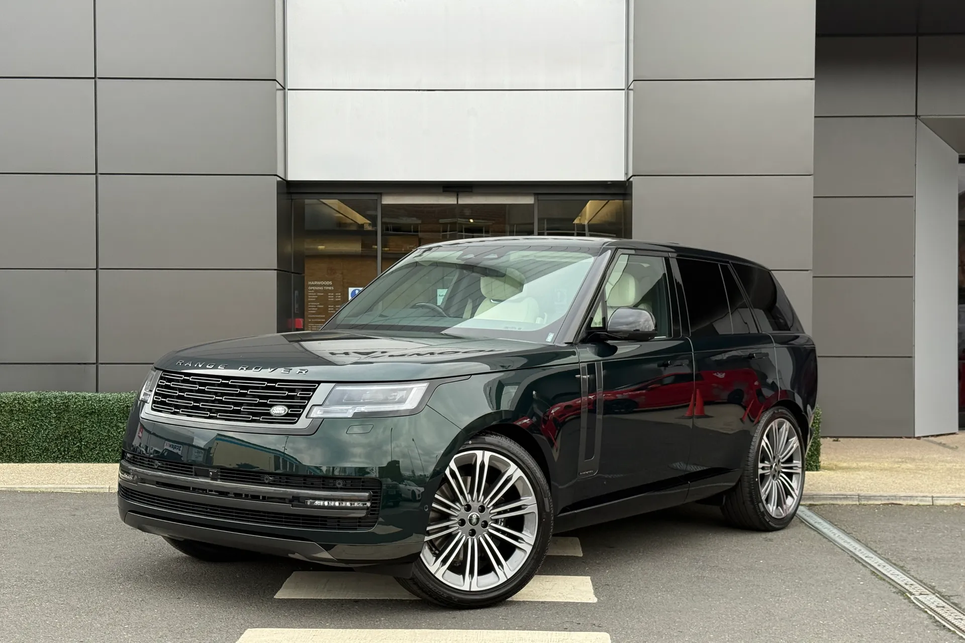 LAND ROVER RANGE ROVER thumbnail image number 11