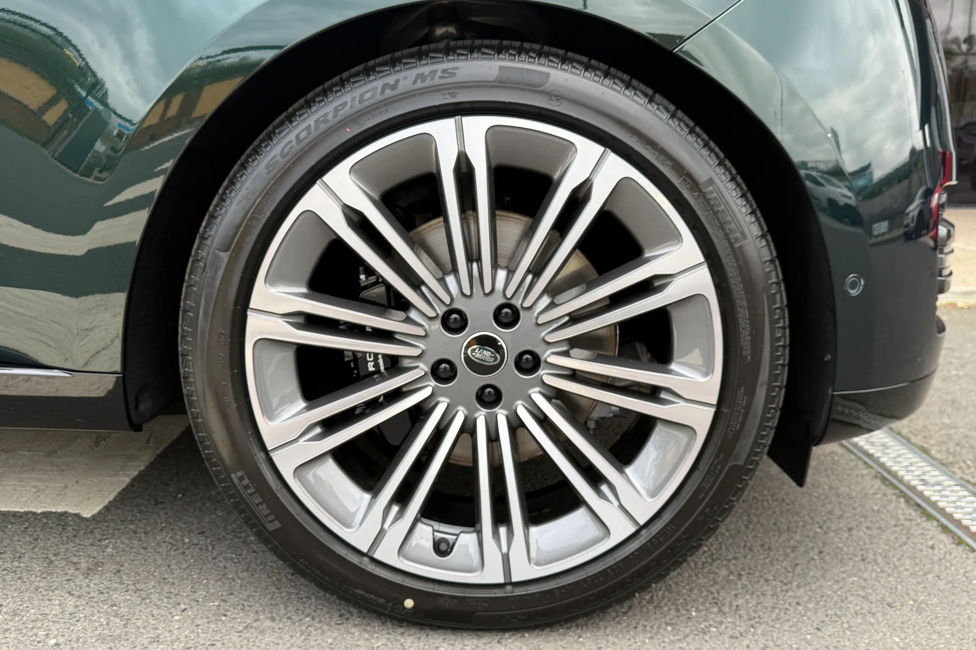 LAND ROVER RANGE ROVER thumbnail image number 23