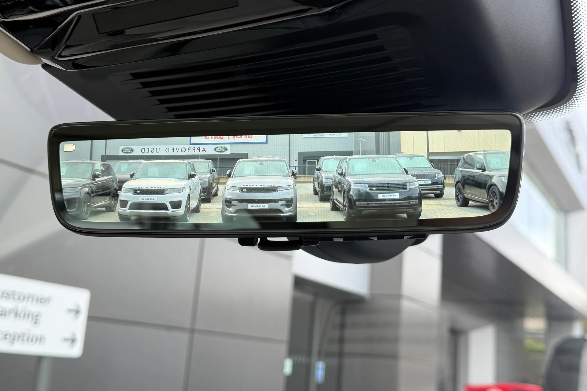 LAND ROVER RANGE ROVER thumbnail image number 15