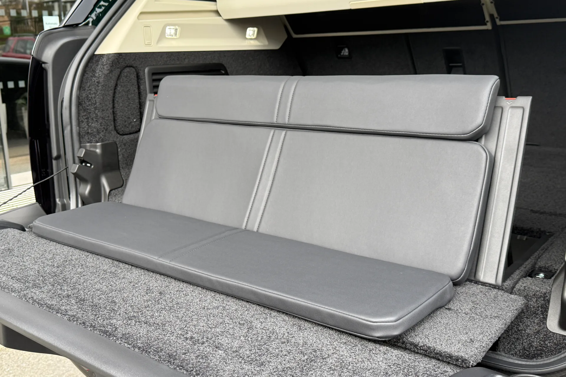 LAND ROVER RANGE ROVER thumbnail image number 73