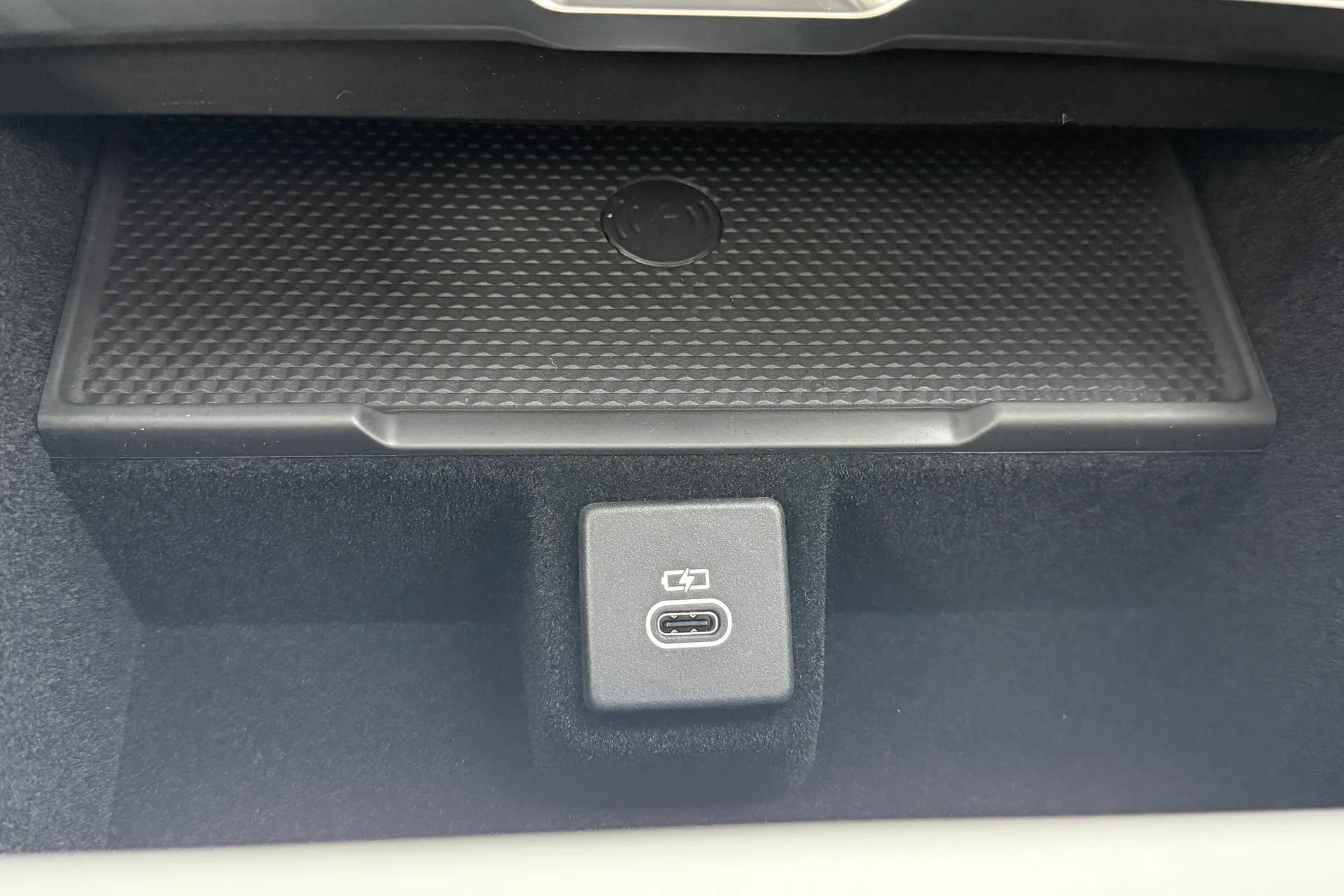 LAND ROVER RANGE ROVER thumbnail image number 46