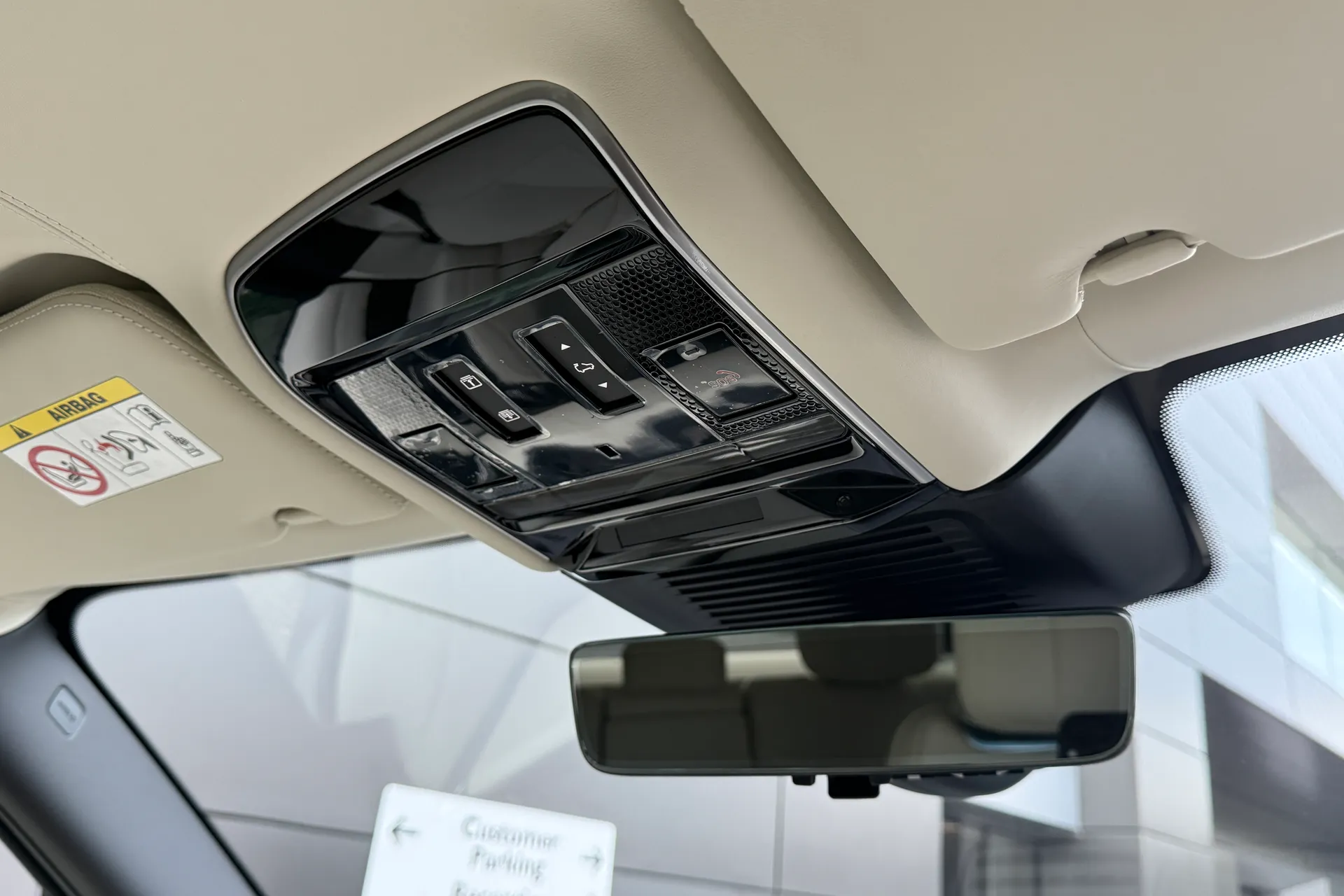 LAND ROVER RANGE ROVER thumbnail image number 44