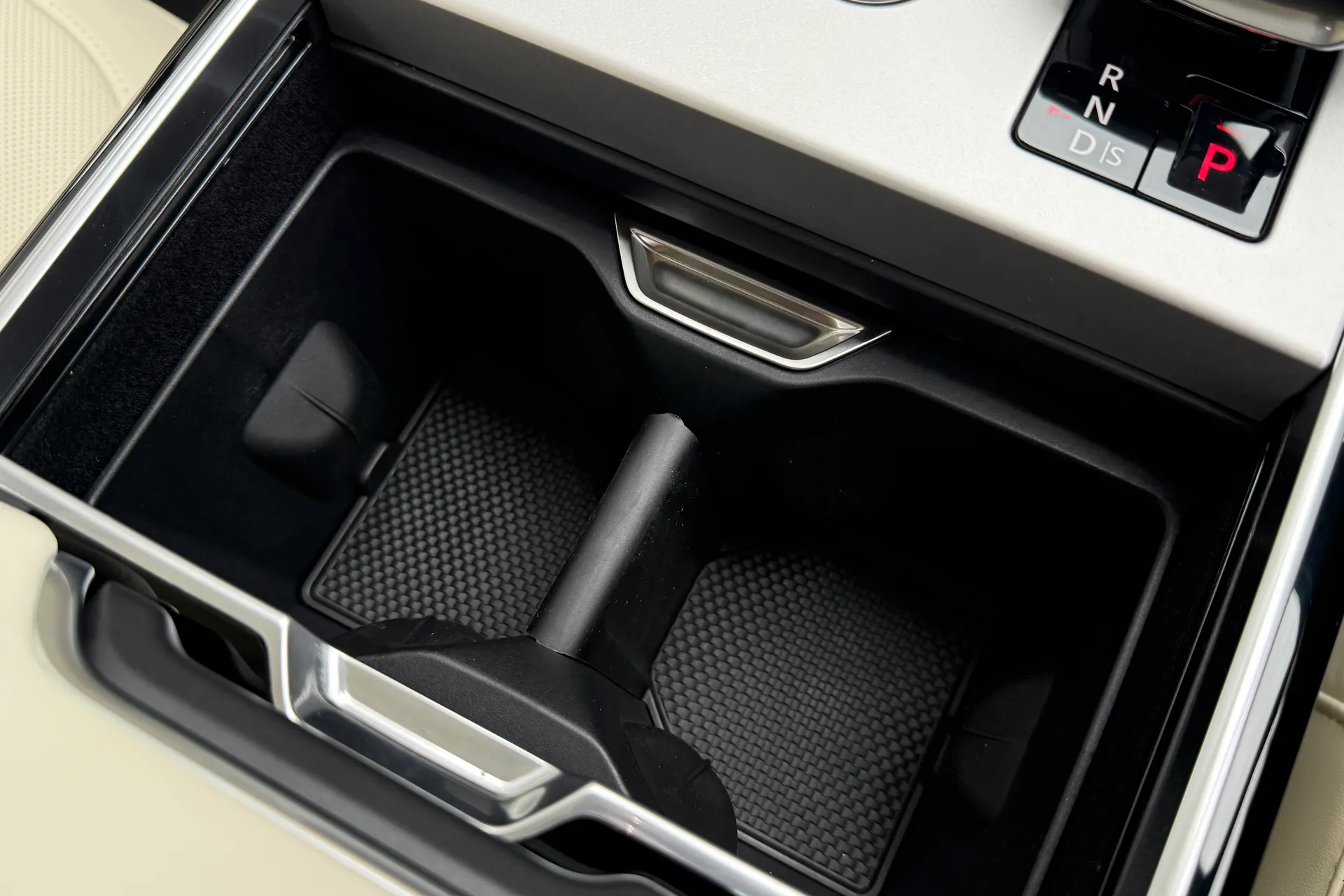 LAND ROVER RANGE ROVER thumbnail image number 45