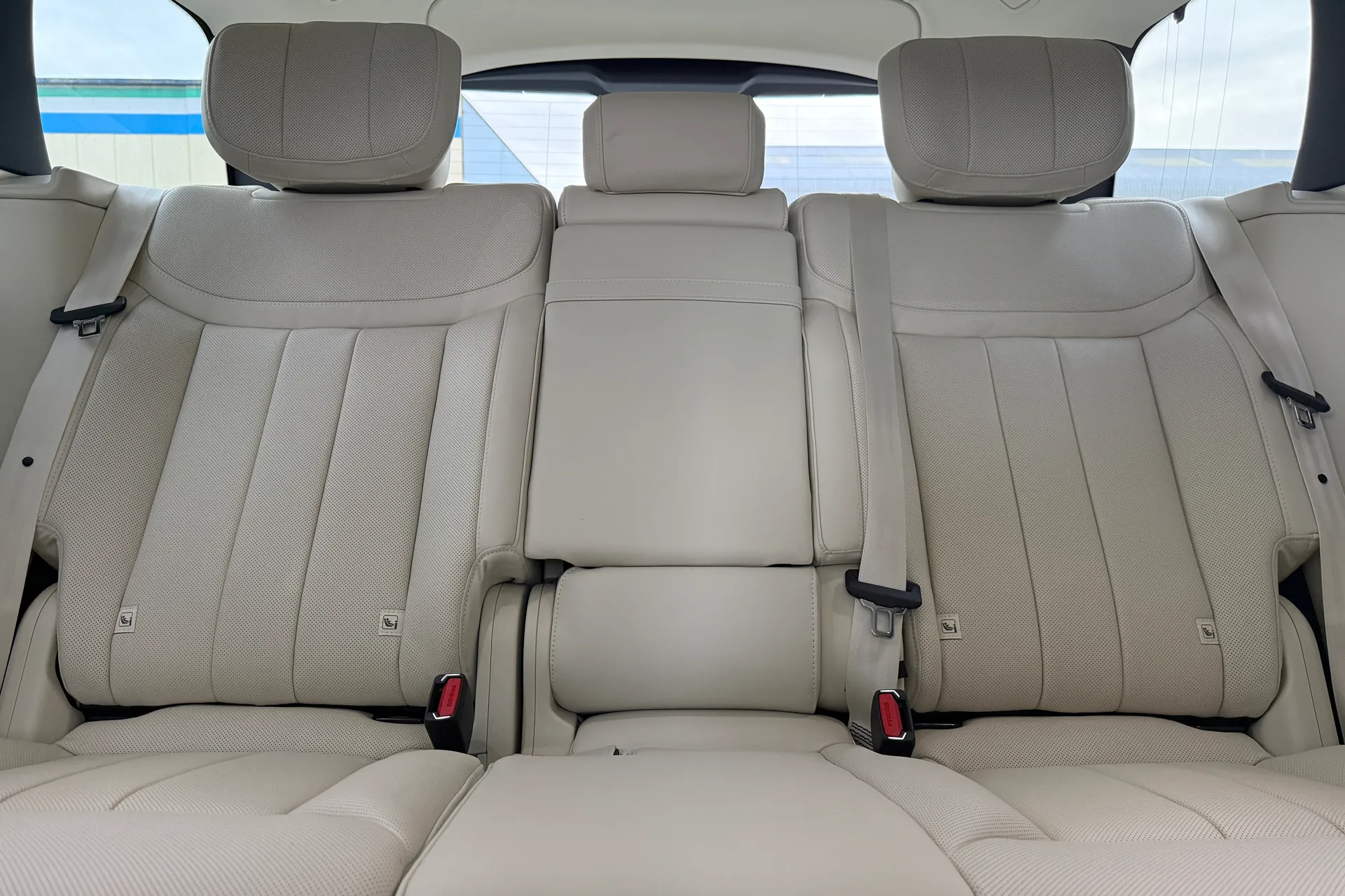 LAND ROVER RANGE ROVER thumbnail image number 58