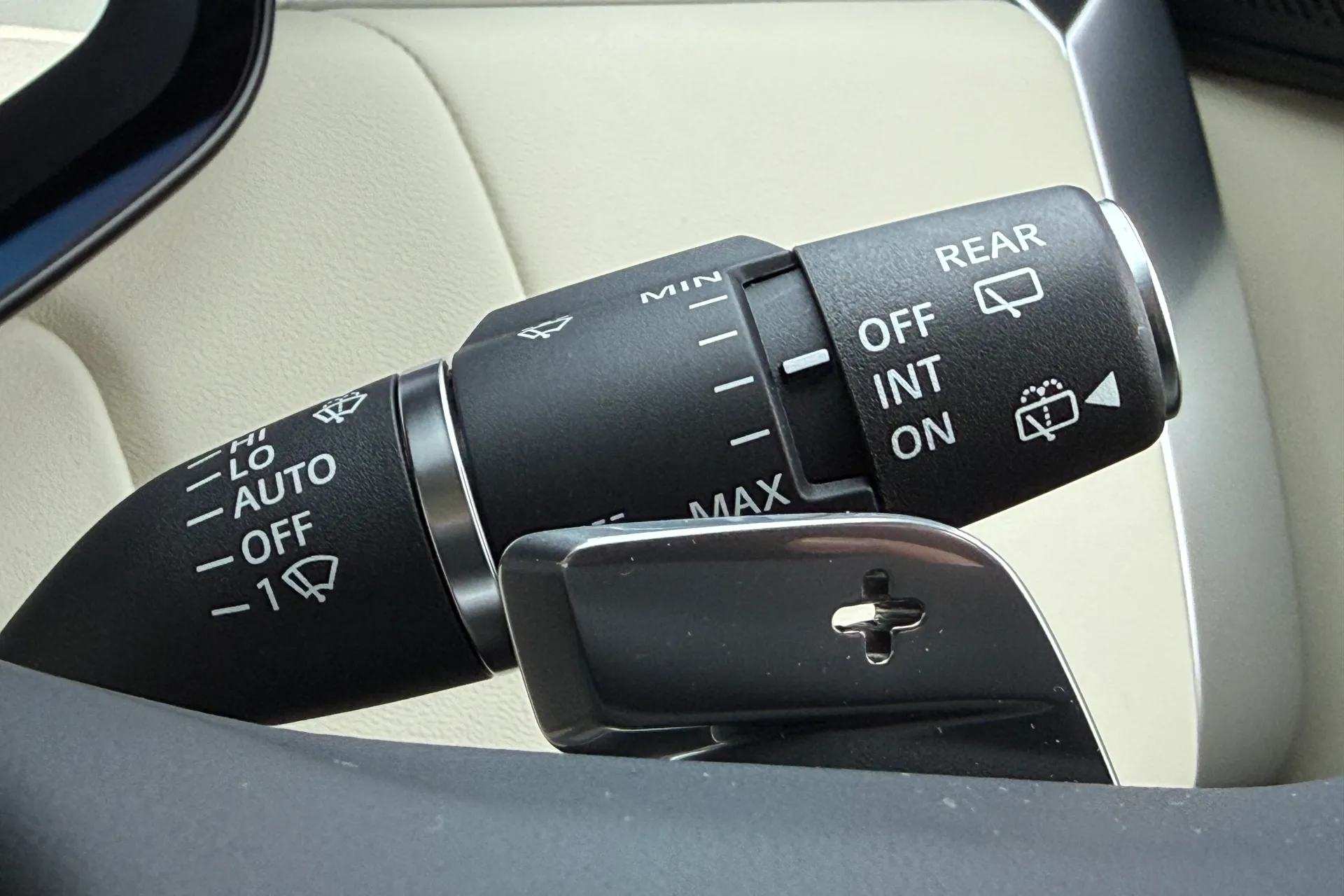 LAND ROVER RANGE ROVER thumbnail image number 77