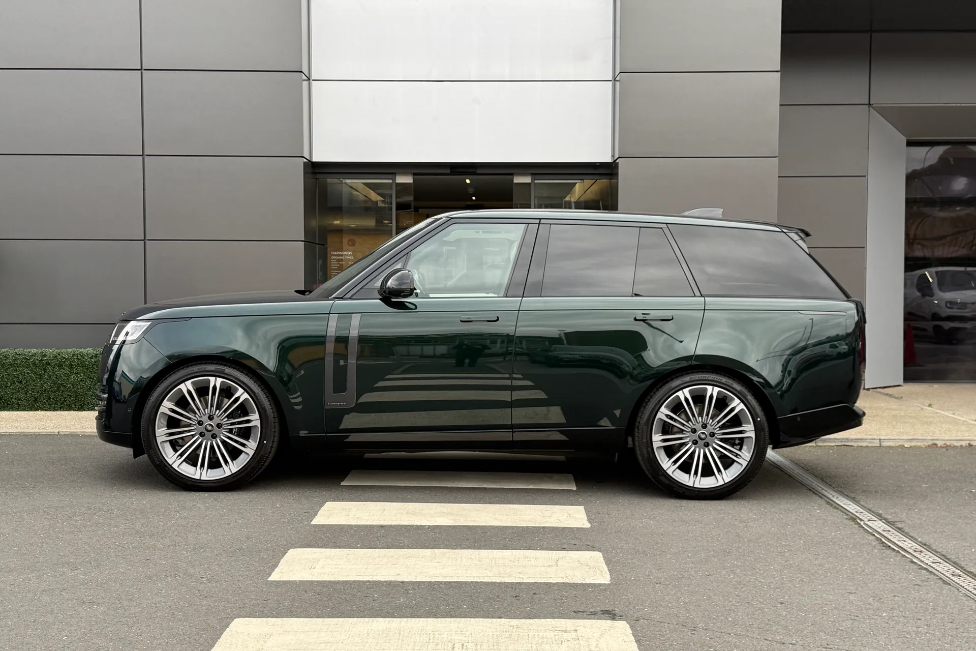 LAND ROVER RANGE ROVER thumbnail image number 6