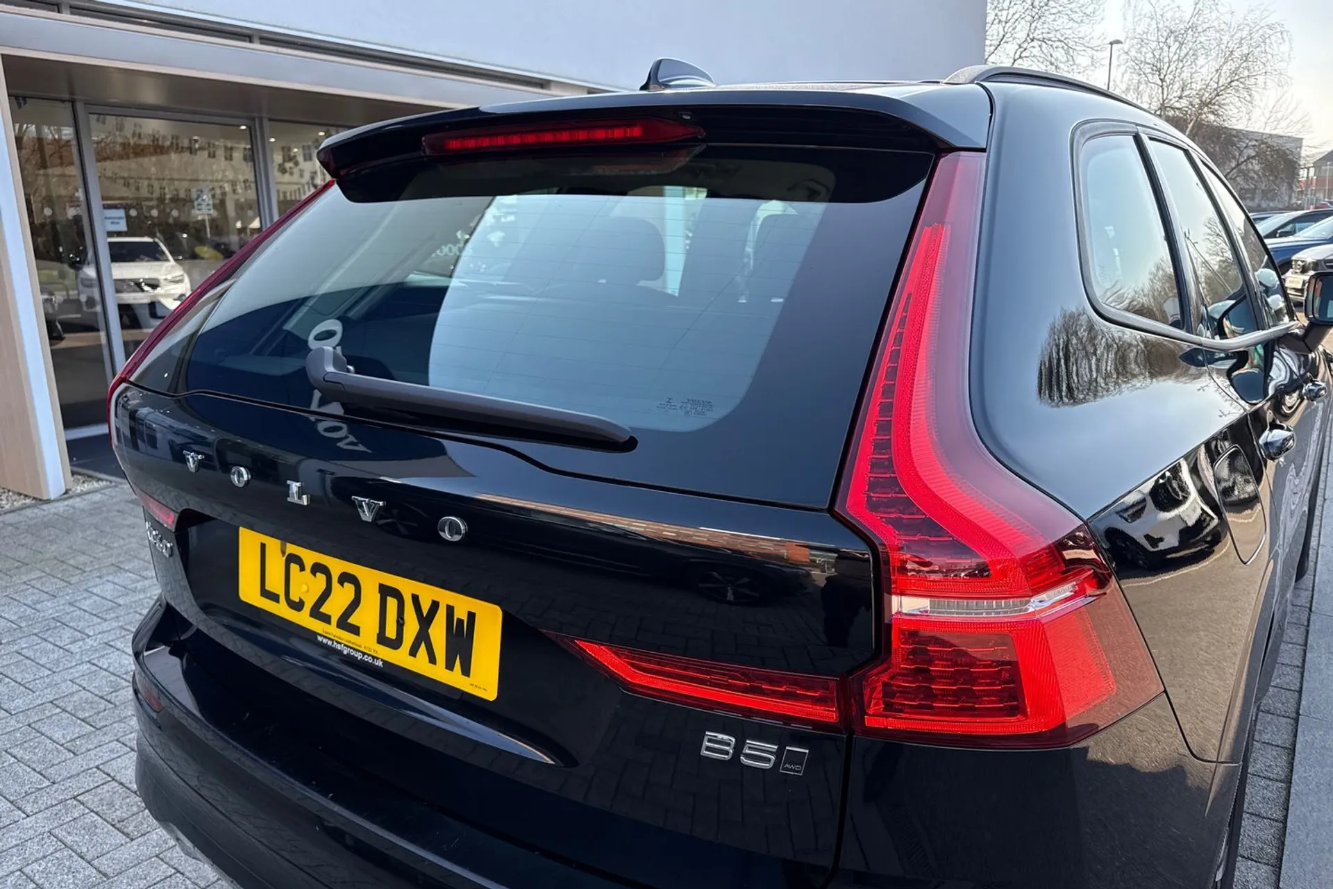 Volvo XC60 thumbnail image number 16