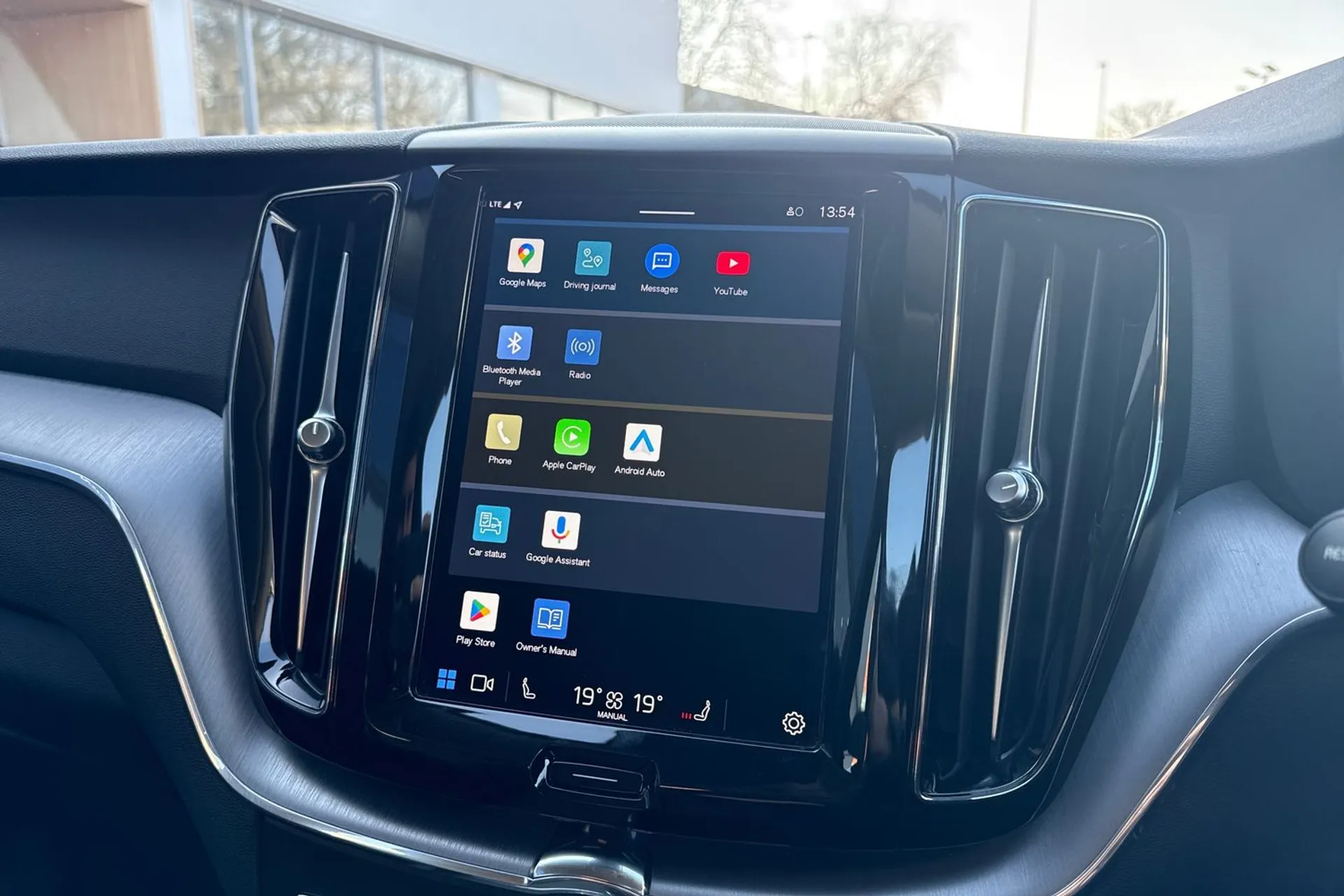 Volvo XC60 thumbnail image number 40