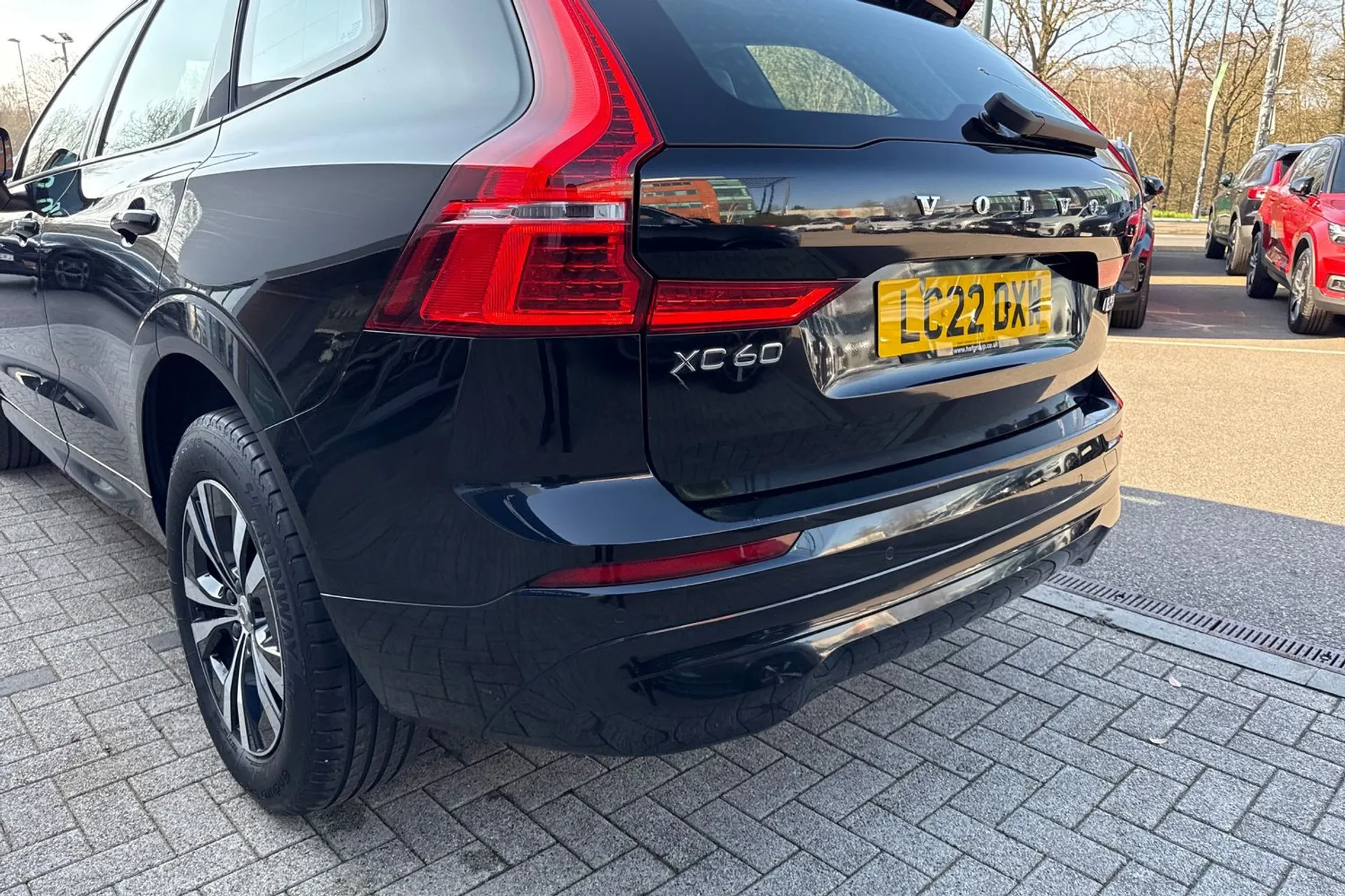 Volvo XC60 thumbnail image number 18