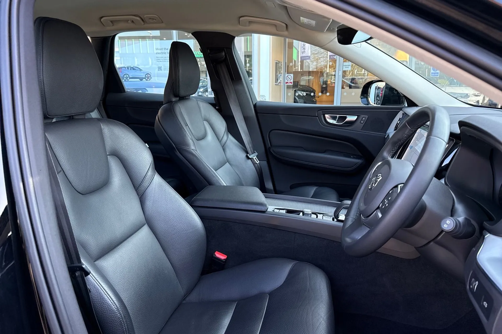 Volvo XC60 thumbnail image number 26