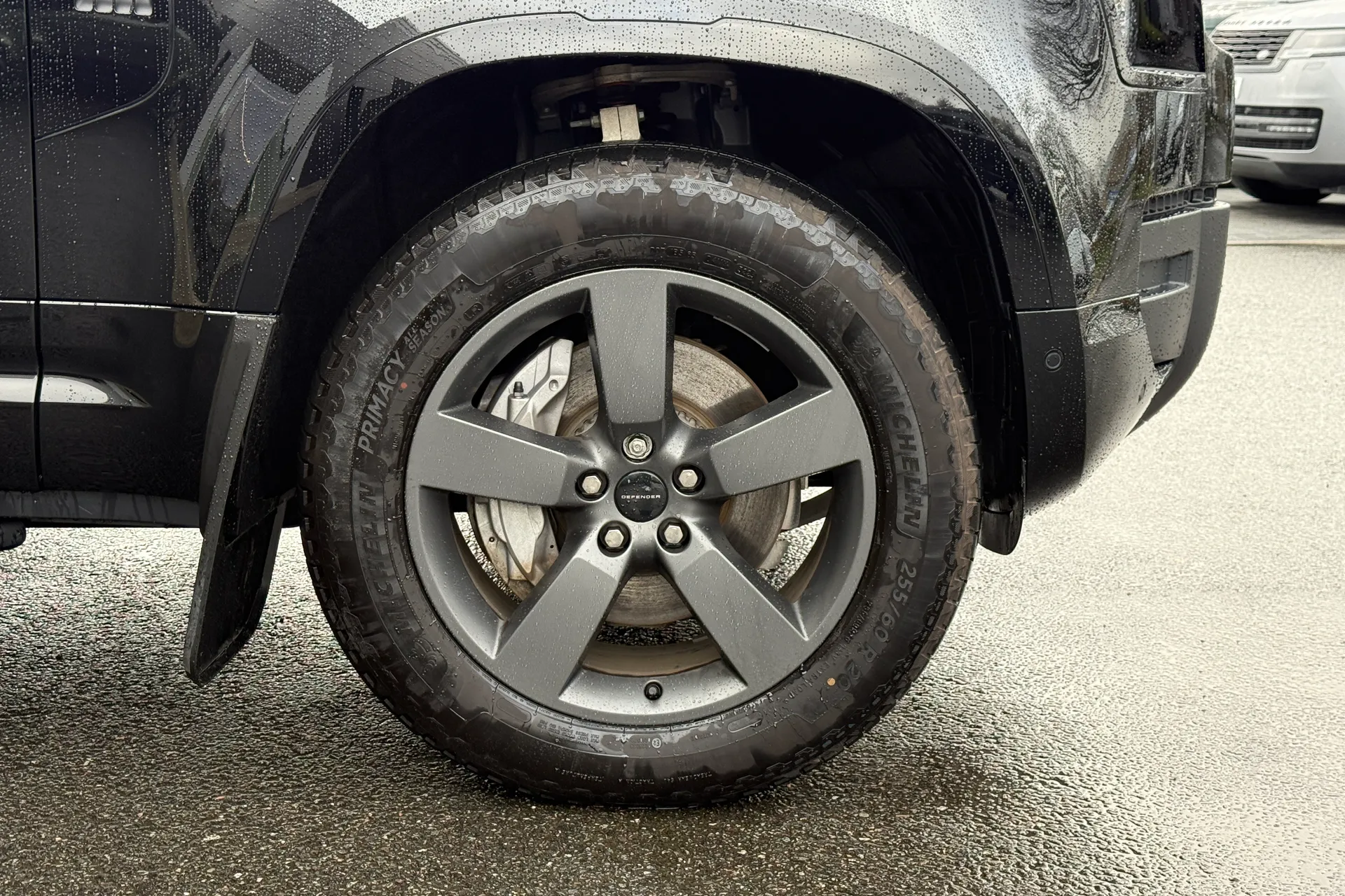 LAND ROVER DEFENDER thumbnail image number 4