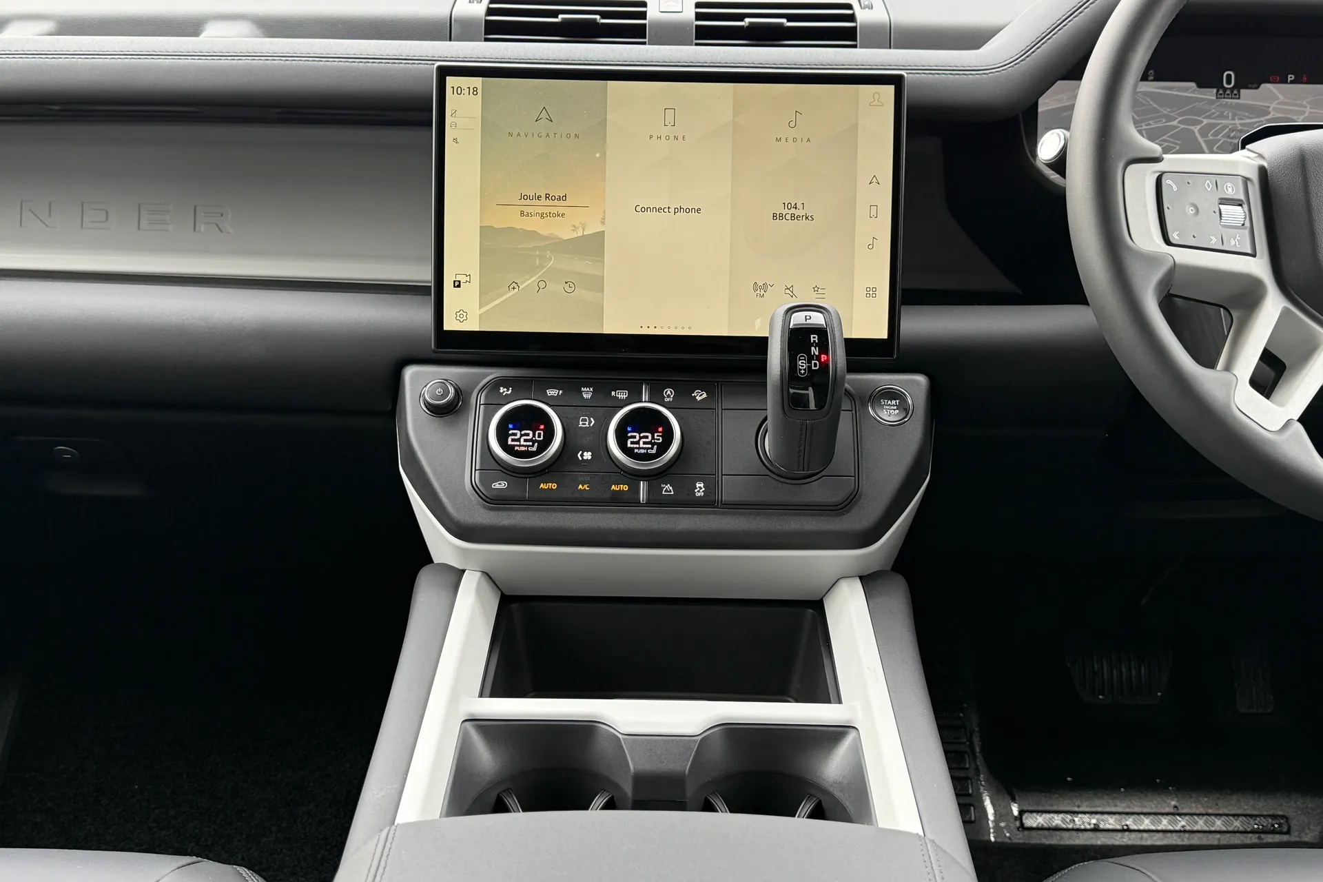 LAND ROVER DEFENDER thumbnail image number 13