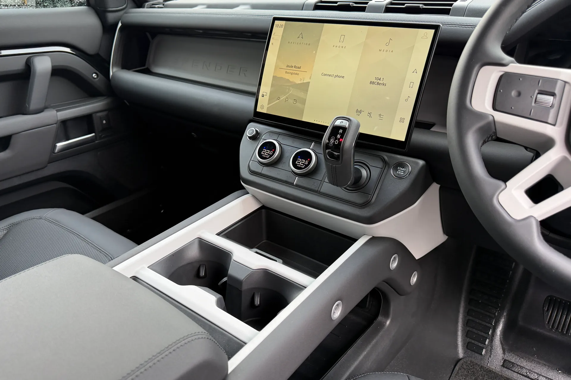 LAND ROVER DEFENDER thumbnail image number 17