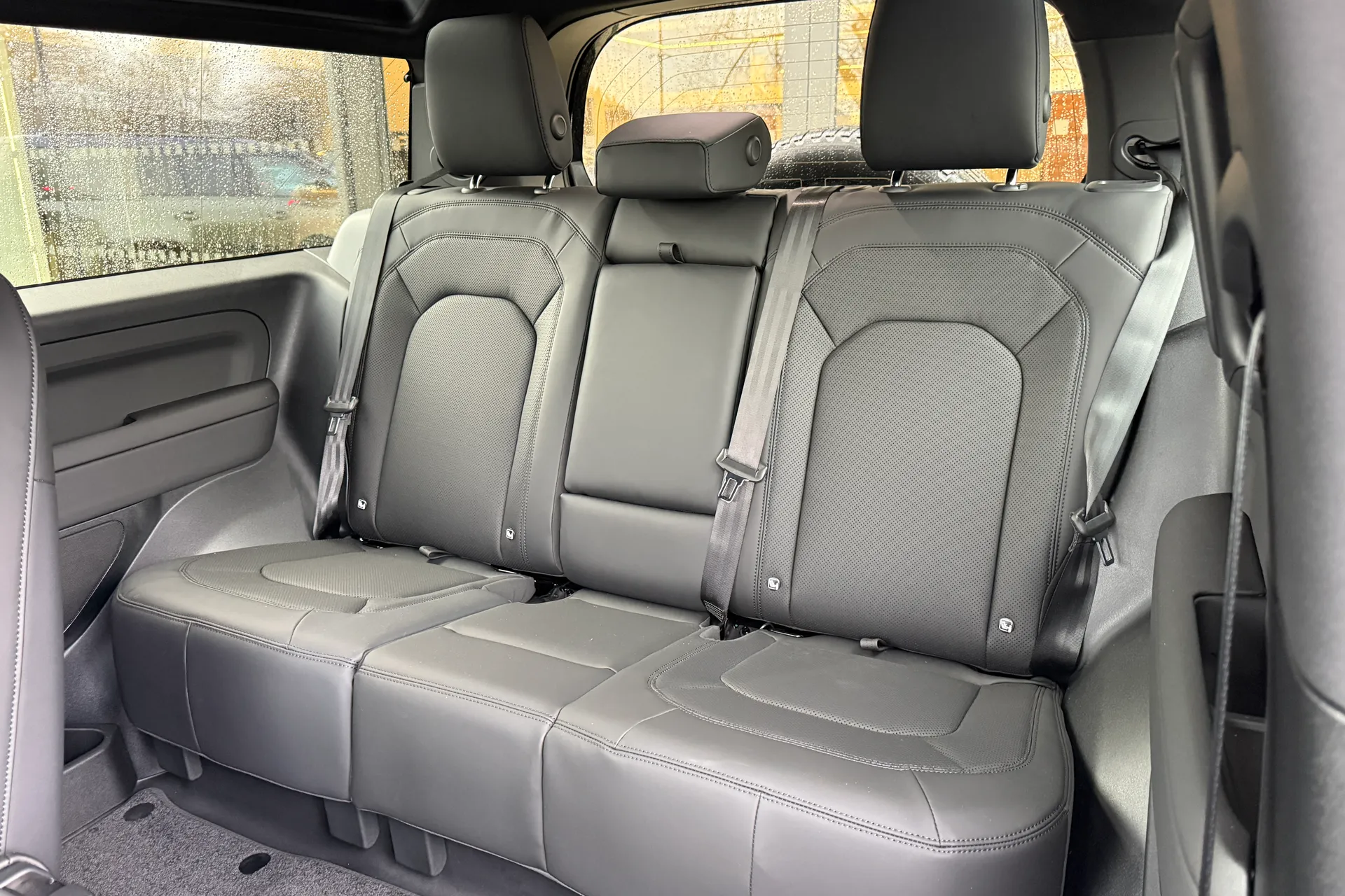 LAND ROVER DEFENDER thumbnail image number 38