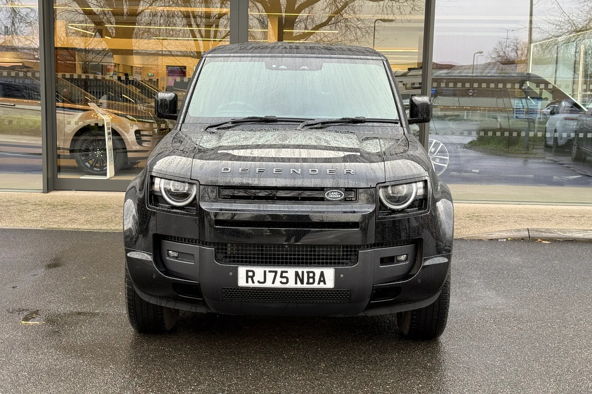 LAND ROVER DEFENDER thumbnail image number 6