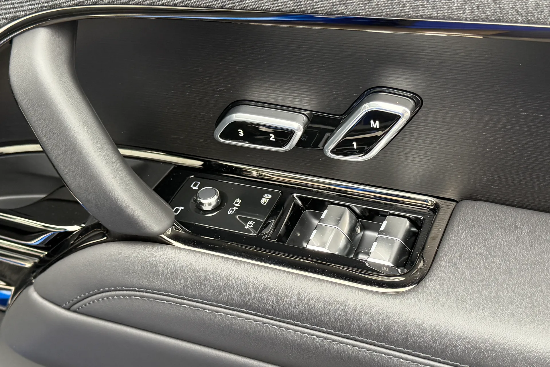 LAND ROVER RANGE ROVER SPORT thumbnail image number 62