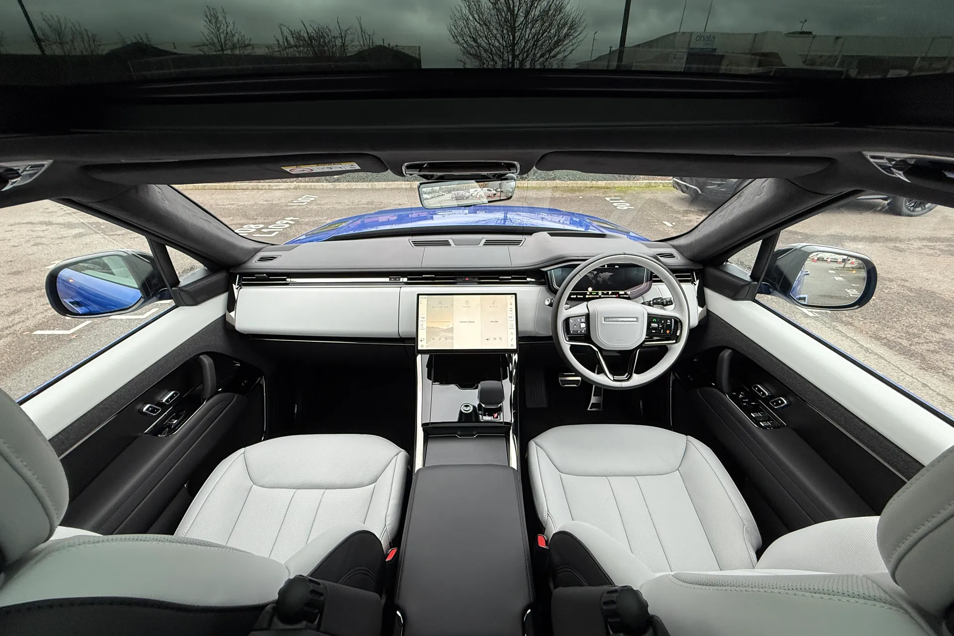 LAND ROVER RANGE ROVER SPORT thumbnail image number 3