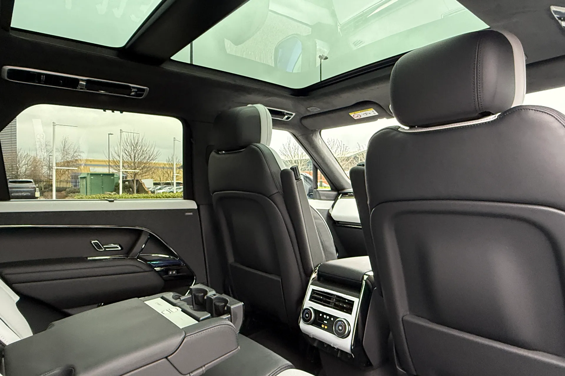 LAND ROVER RANGE ROVER SPORT thumbnail image number 48