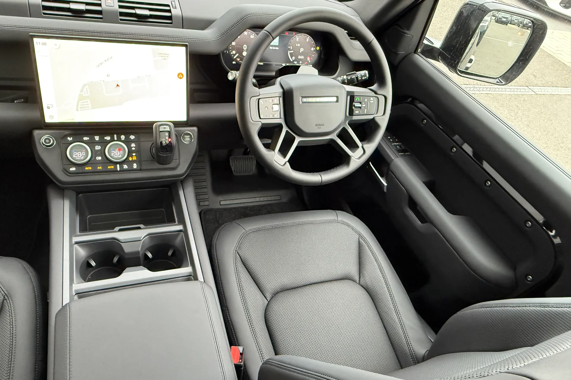 LAND ROVER Defender 90 thumbnail image number 48