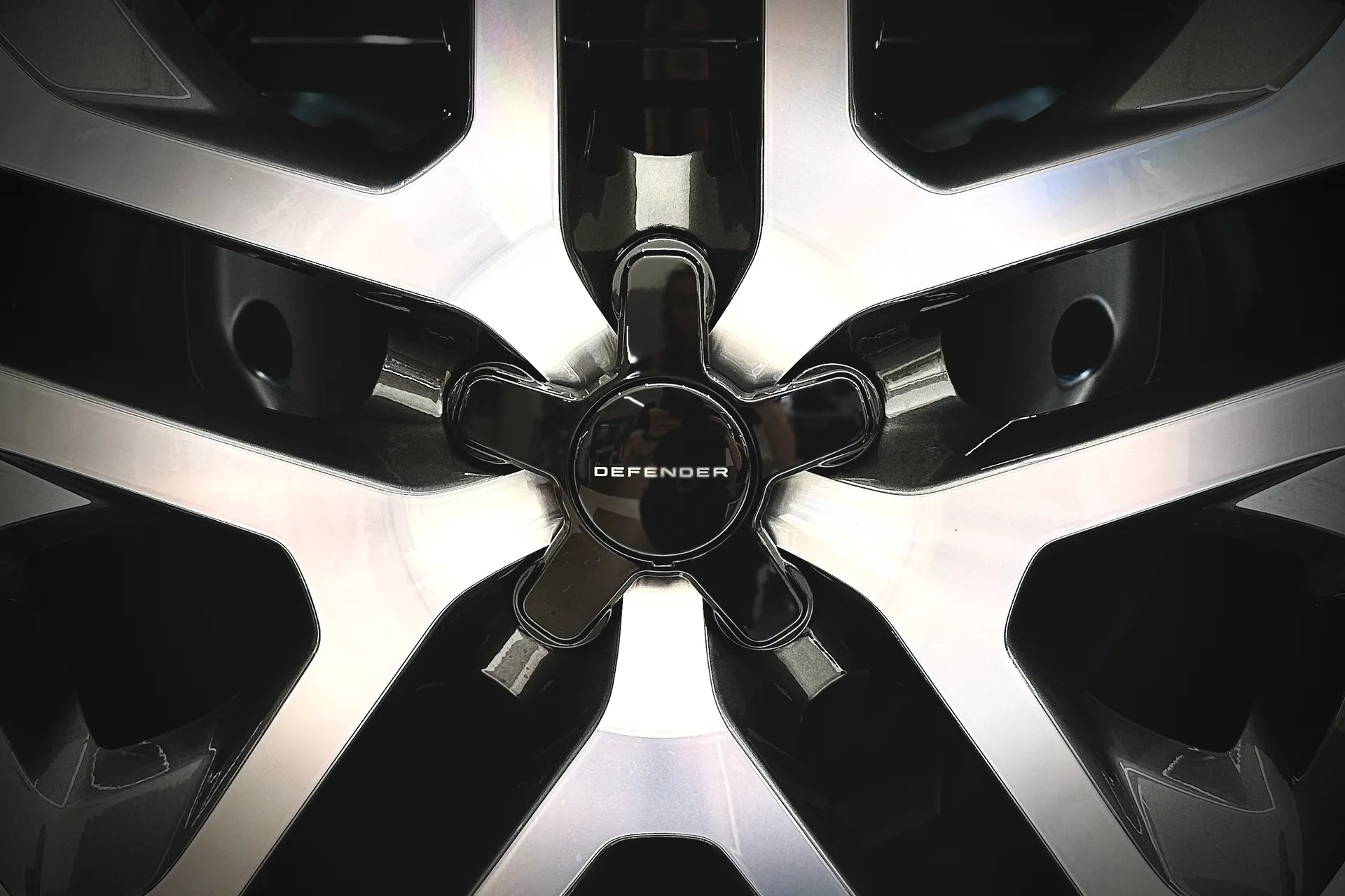 LAND ROVER Defender 90 thumbnail image number 15