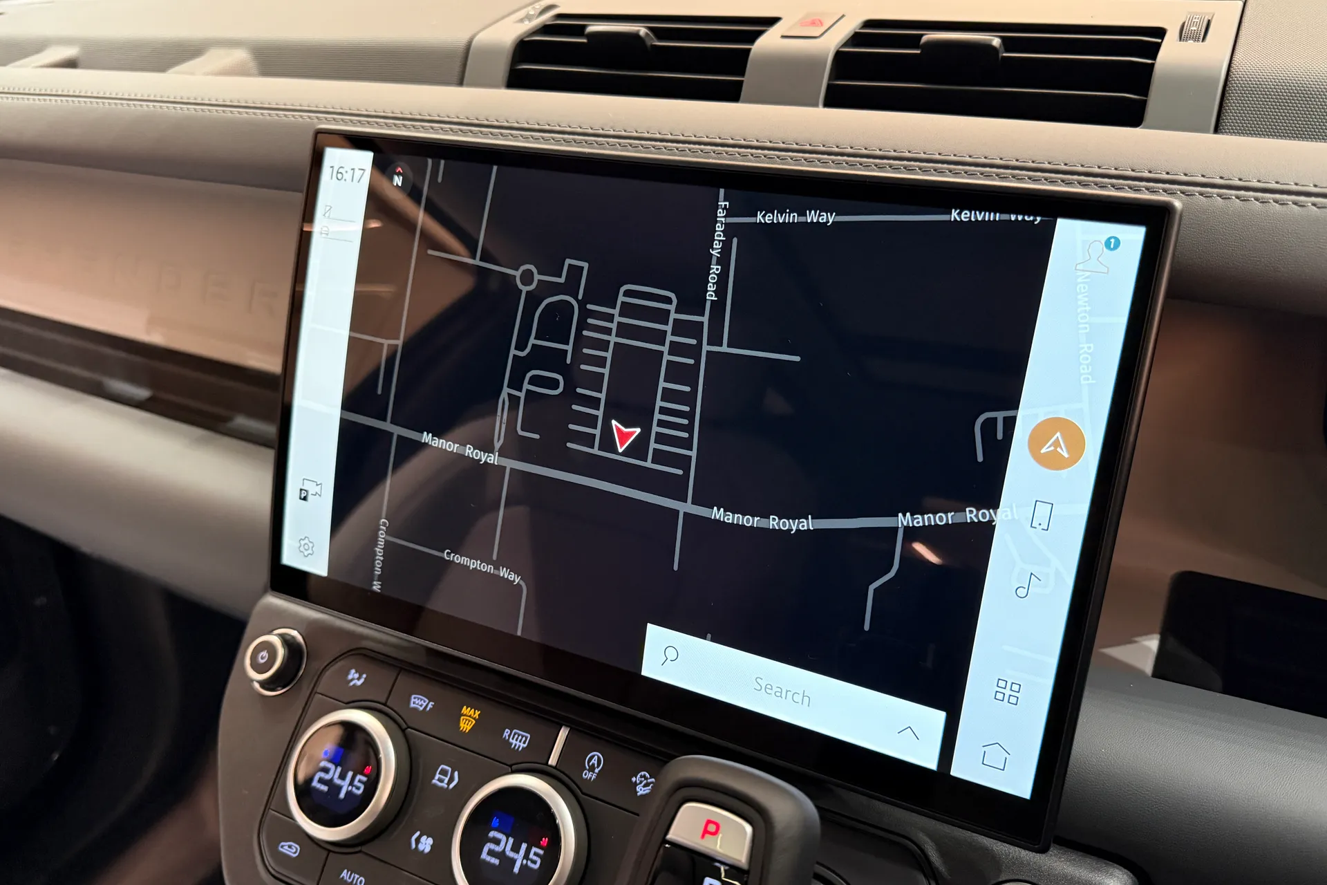 LAND ROVER Defender 90 thumbnail image number 5