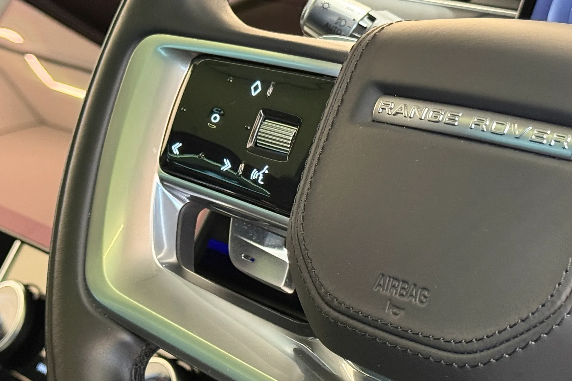 LAND ROVER RANGE ROVER thumbnail image number 54