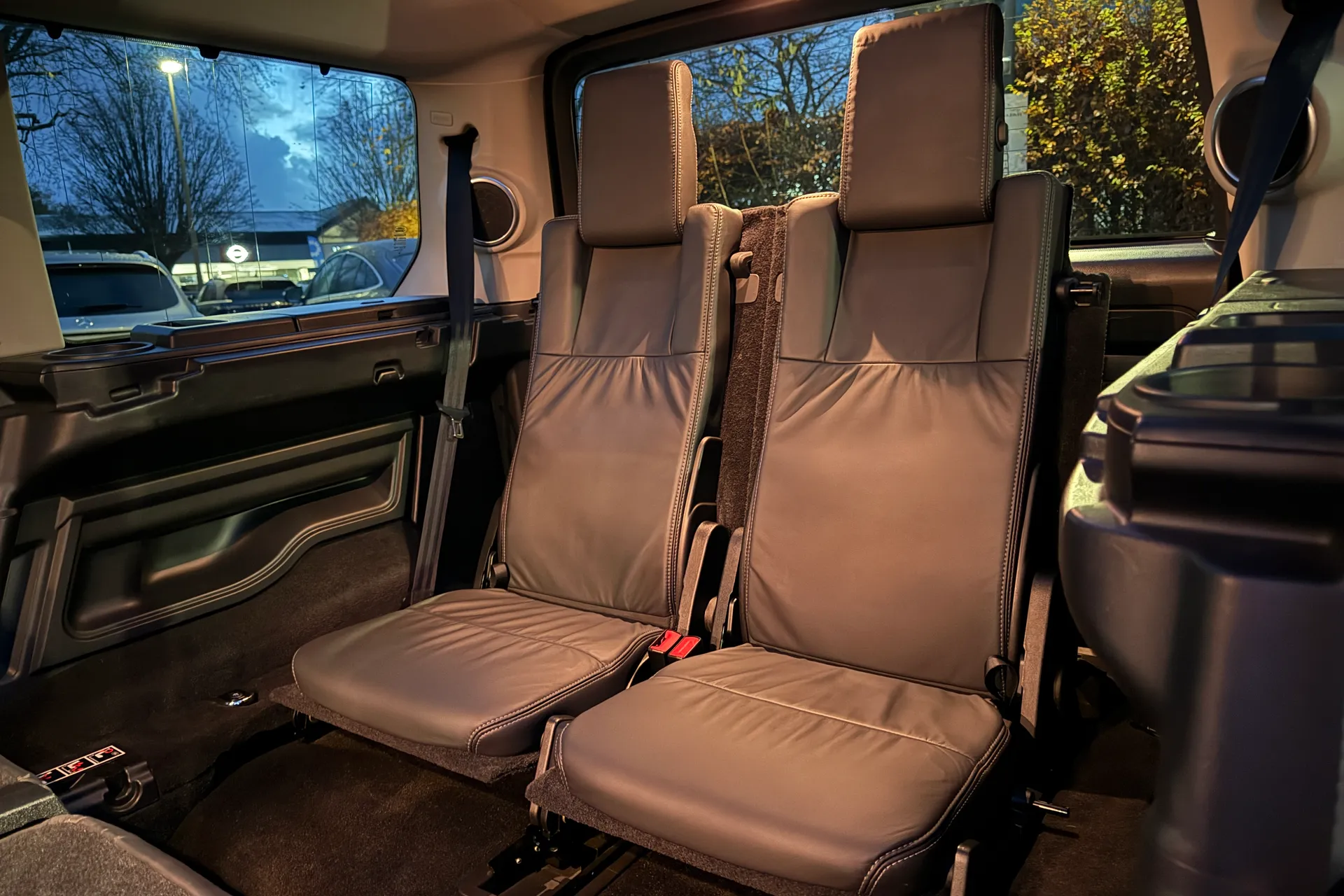 LAND ROVER DISCOVERY thumbnail image number 48