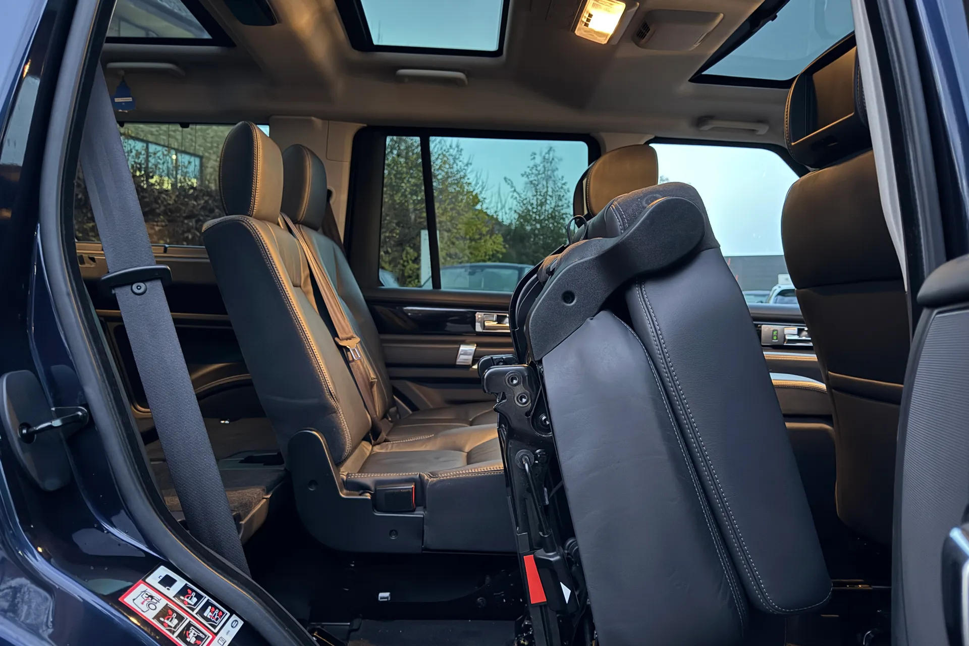 LAND ROVER DISCOVERY thumbnail image number 45