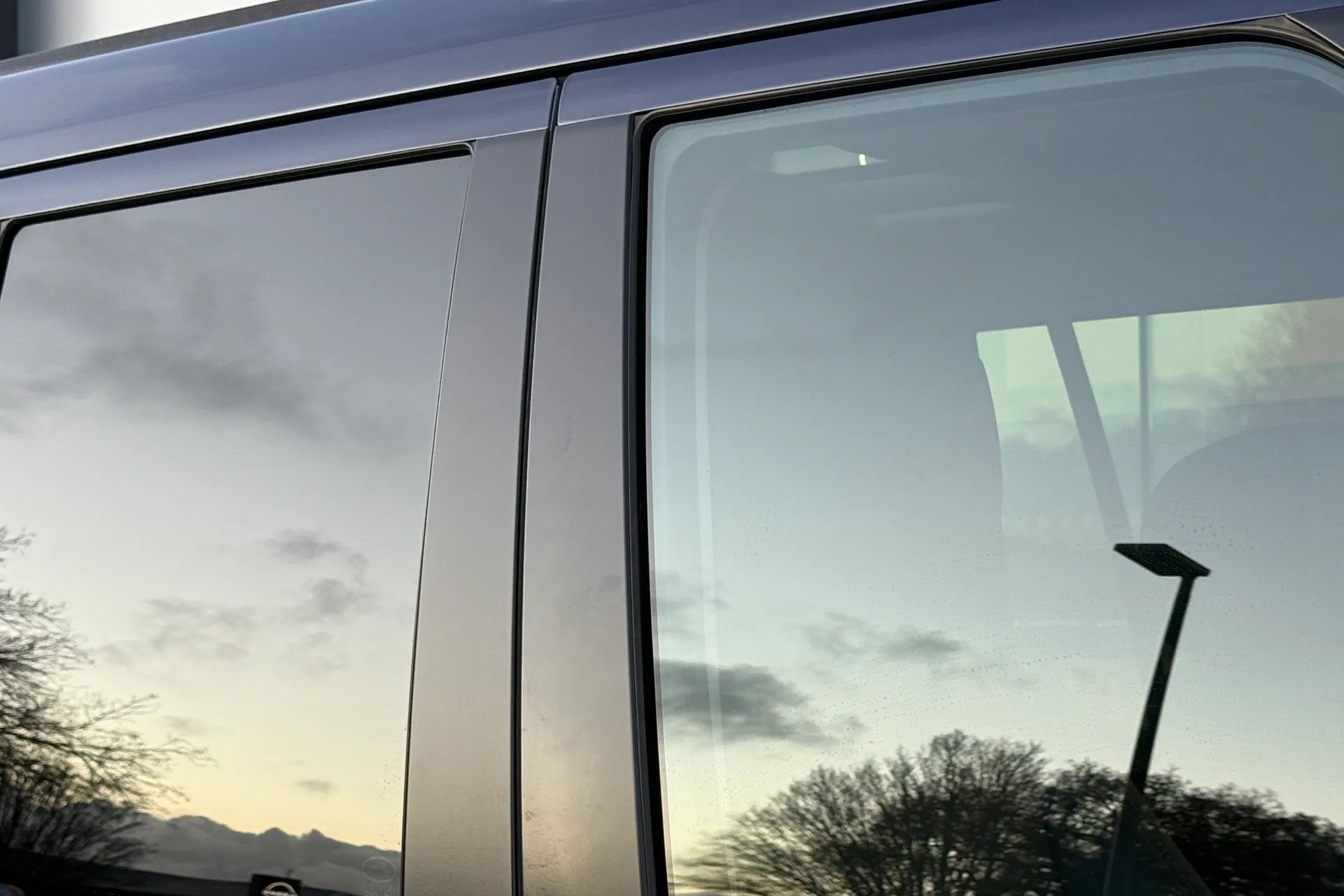 LAND ROVER DISCOVERY thumbnail image number 34