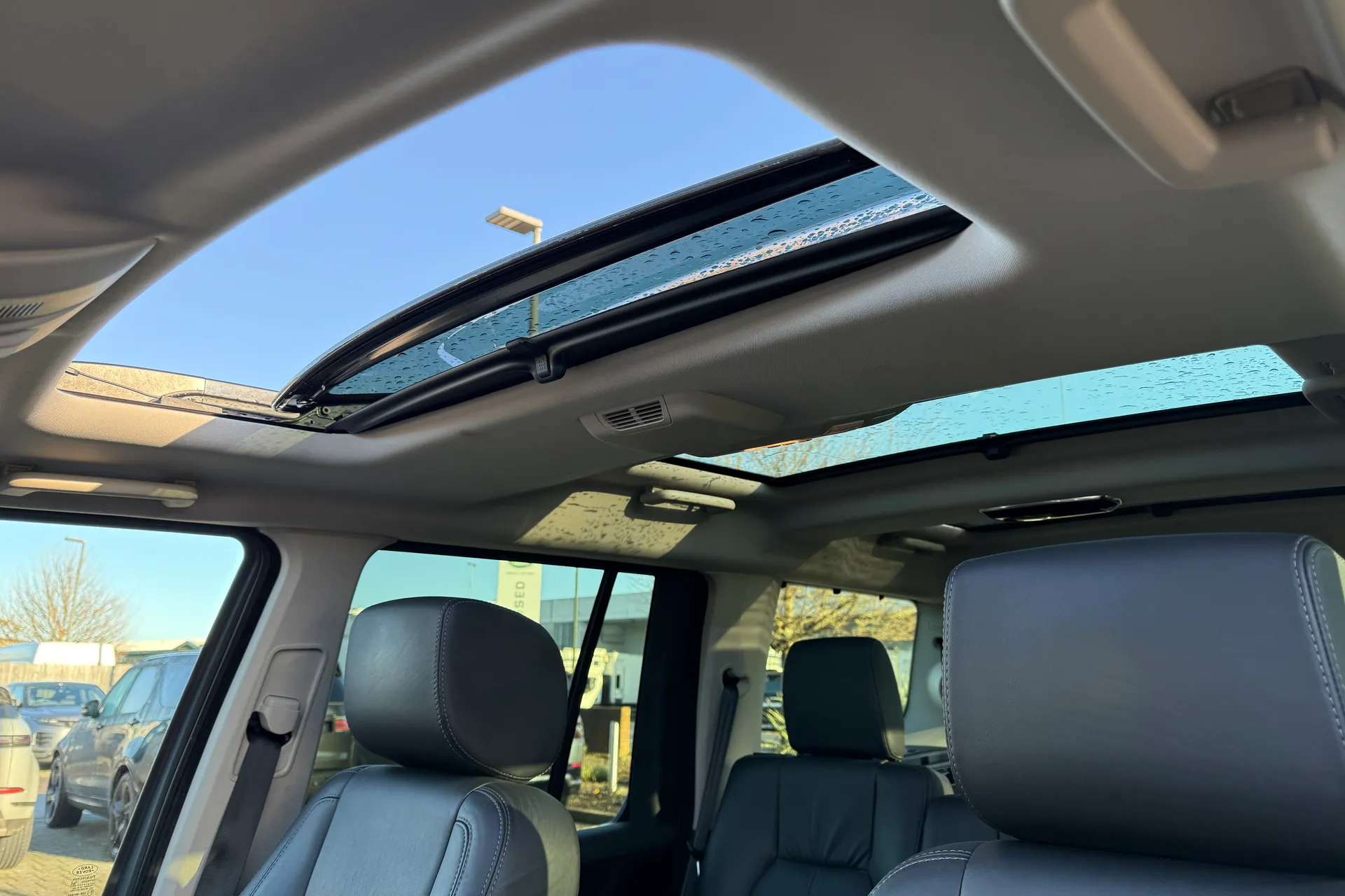 LAND ROVER DISCOVERY thumbnail image number 5