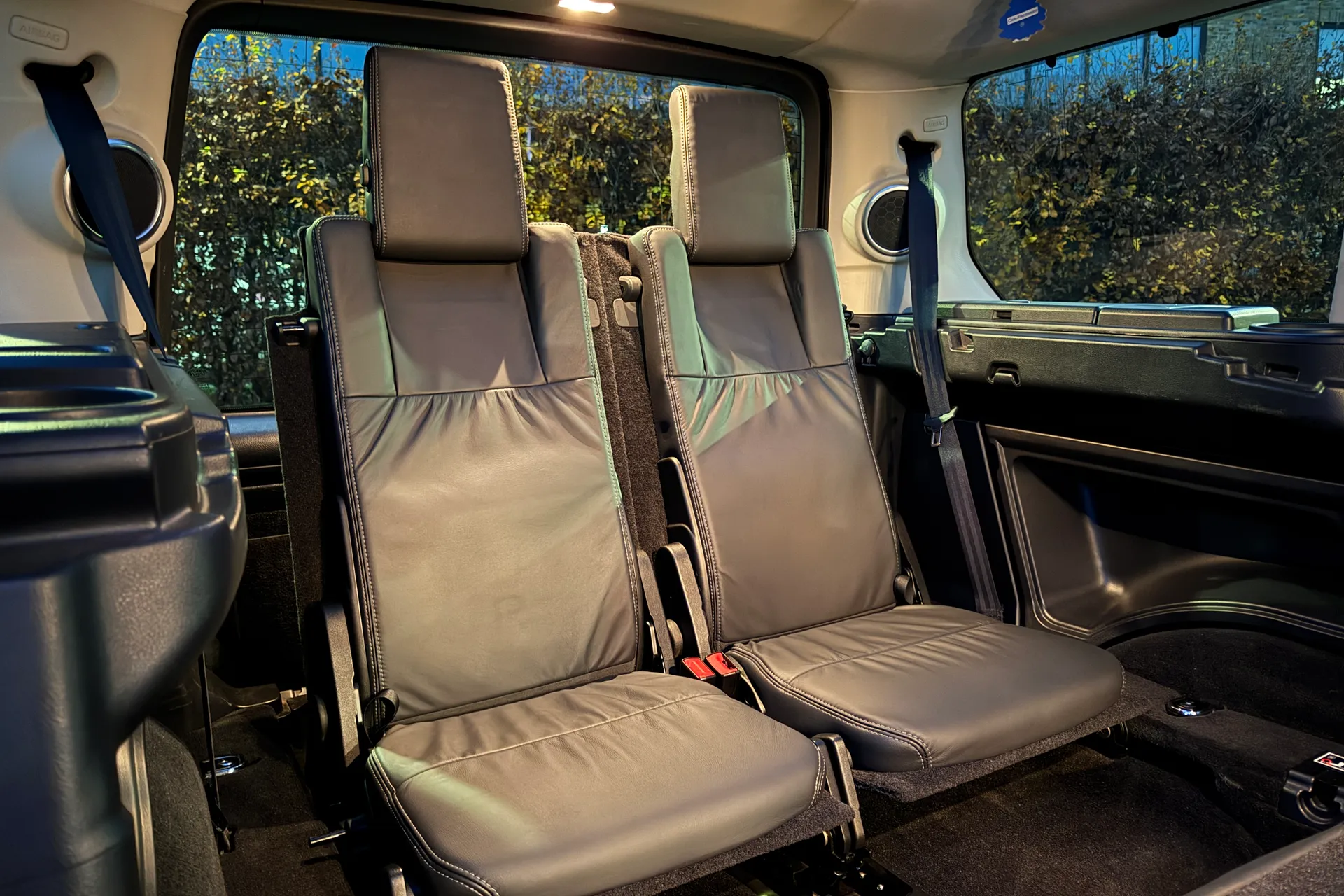 LAND ROVER DISCOVERY thumbnail image number 43