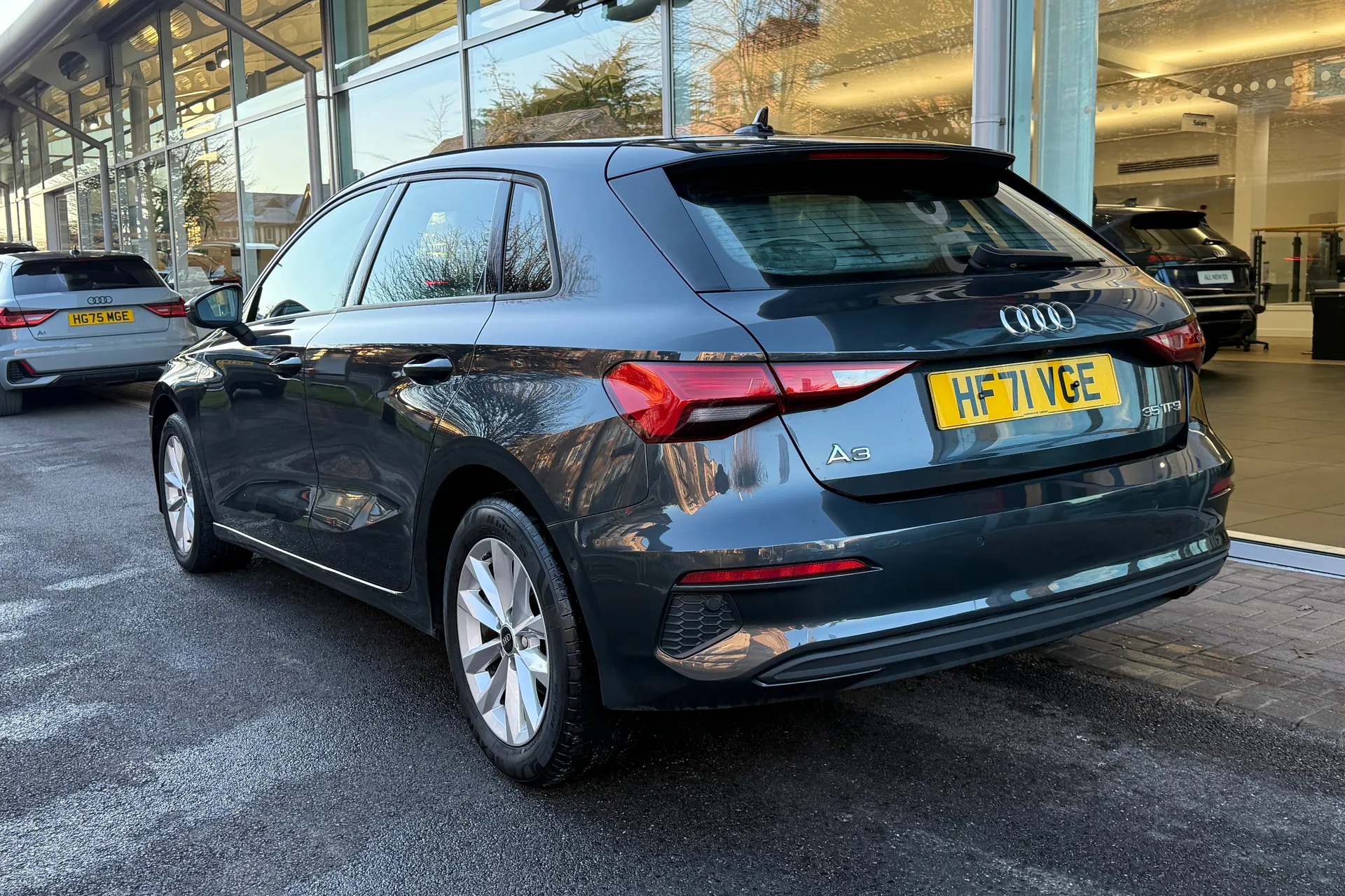 Audi A3 thumbnail image number 9