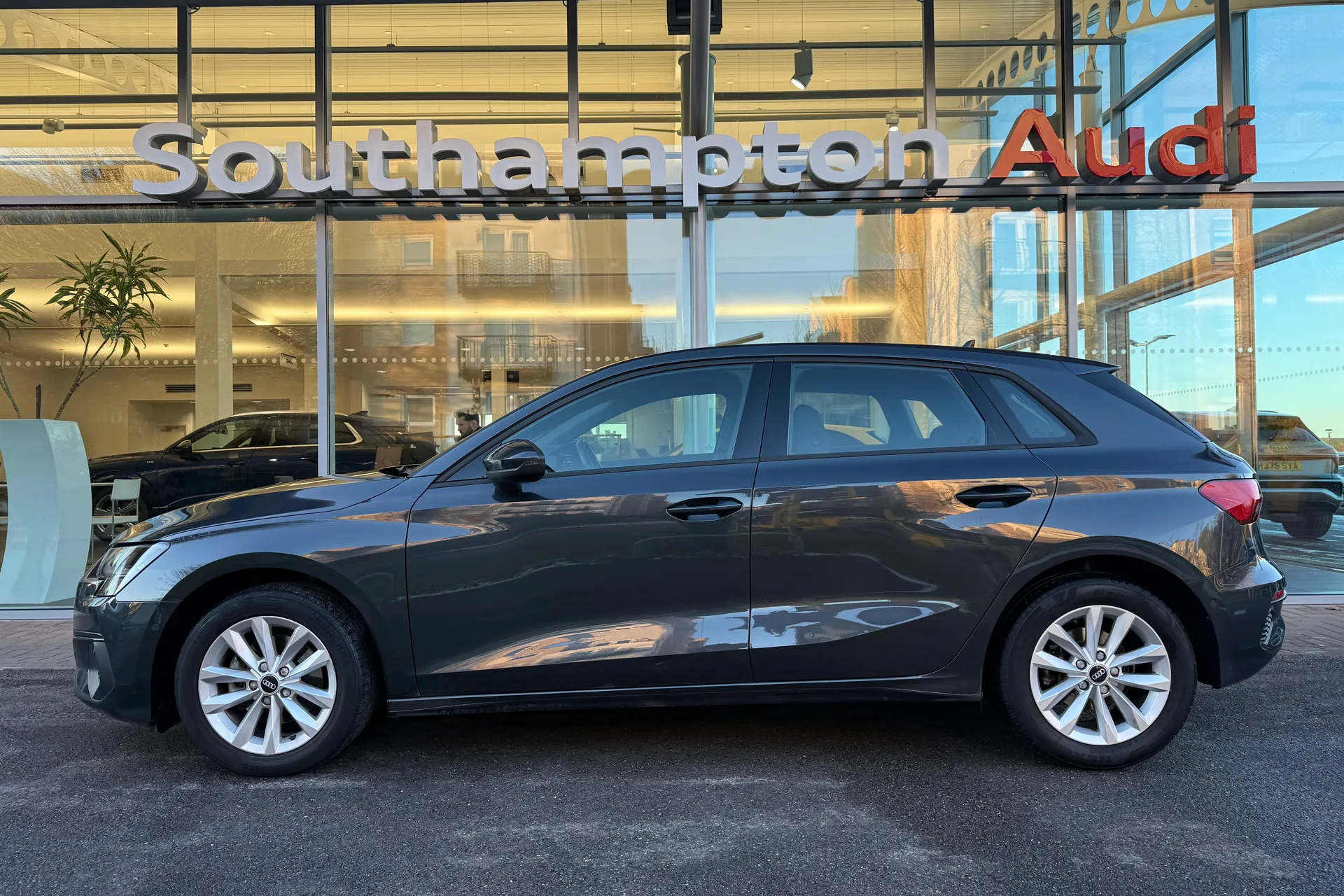 Audi A3 thumbnail image number 45