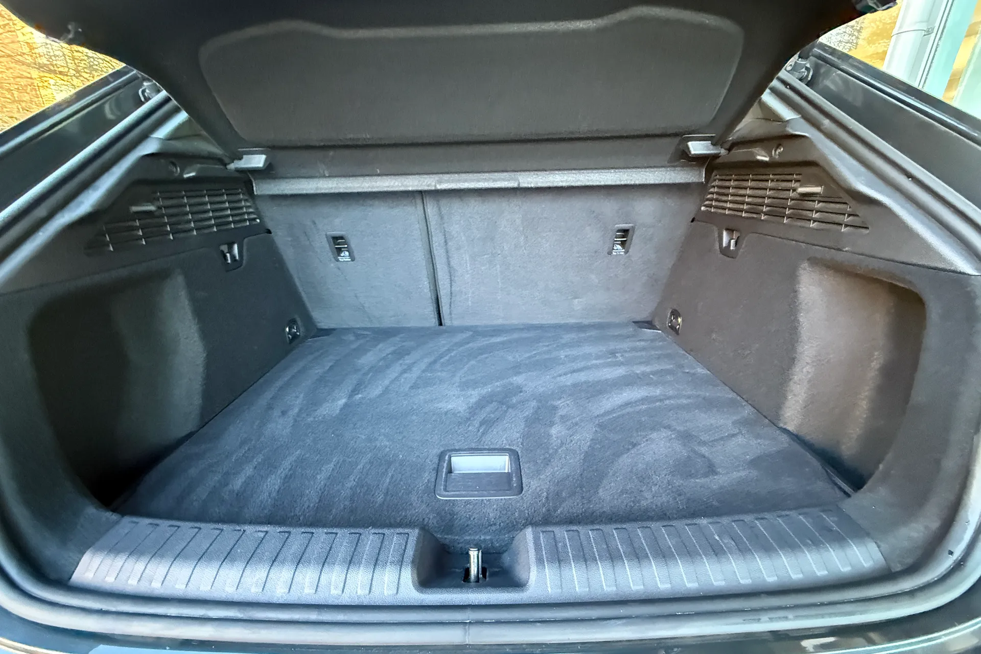 Audi A3 thumbnail image number 43