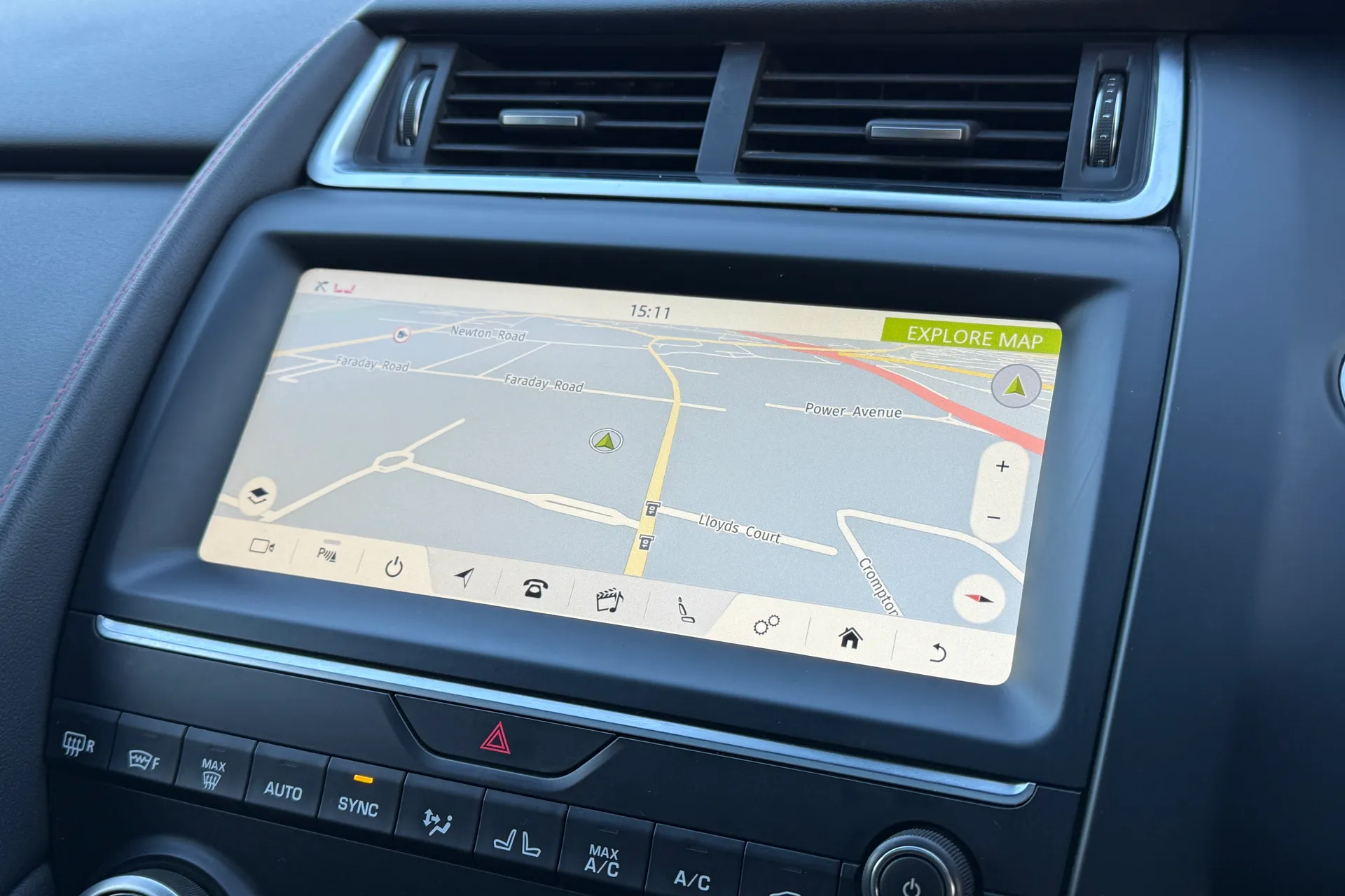 Jaguar E-PACE thumbnail image number 5